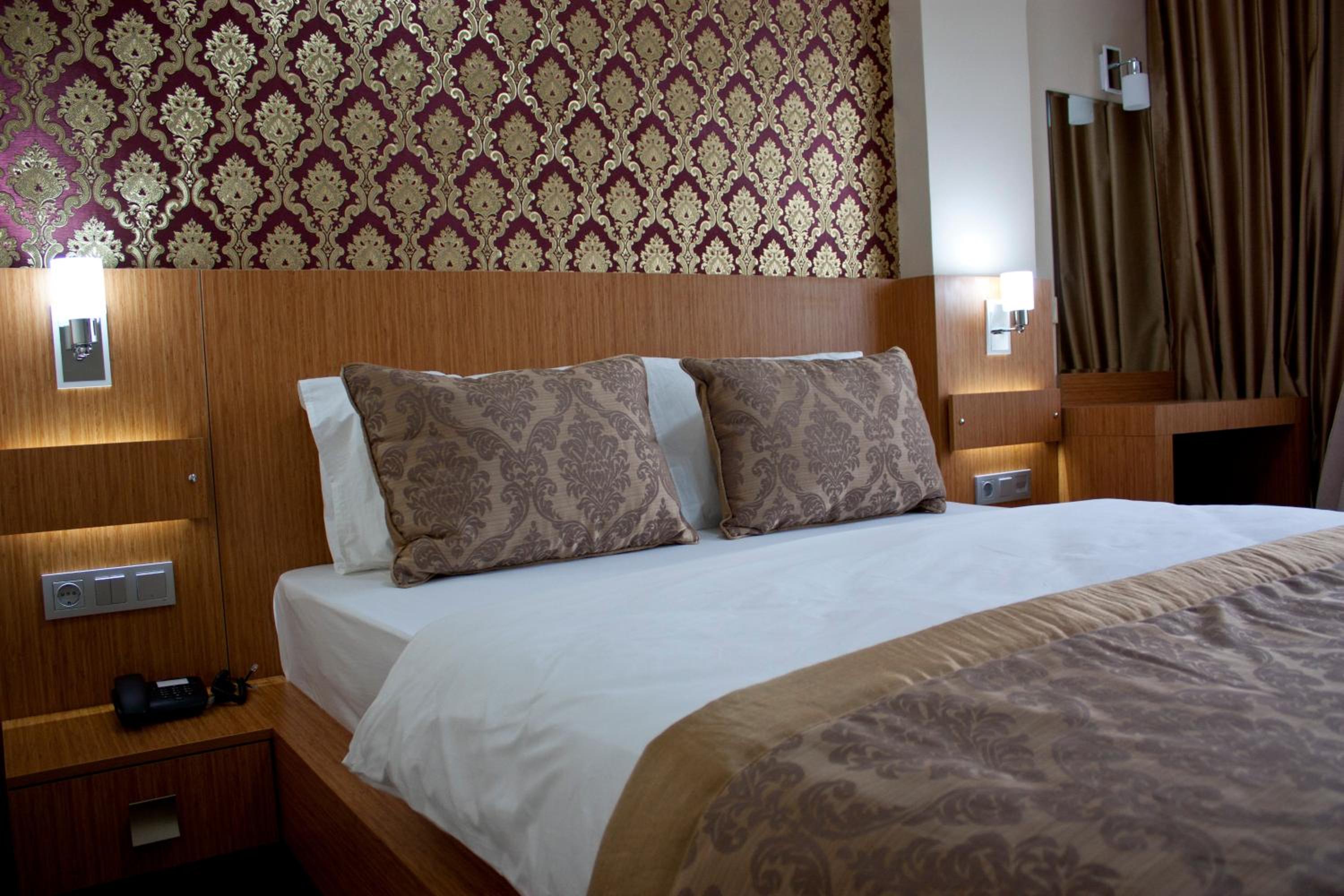 Standard Double or Twin Room photo 2