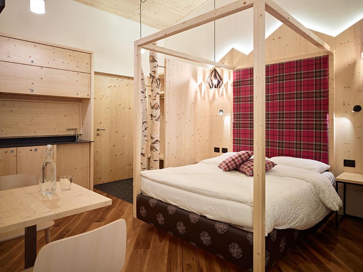 Two-Bedroom Suite photo 2
