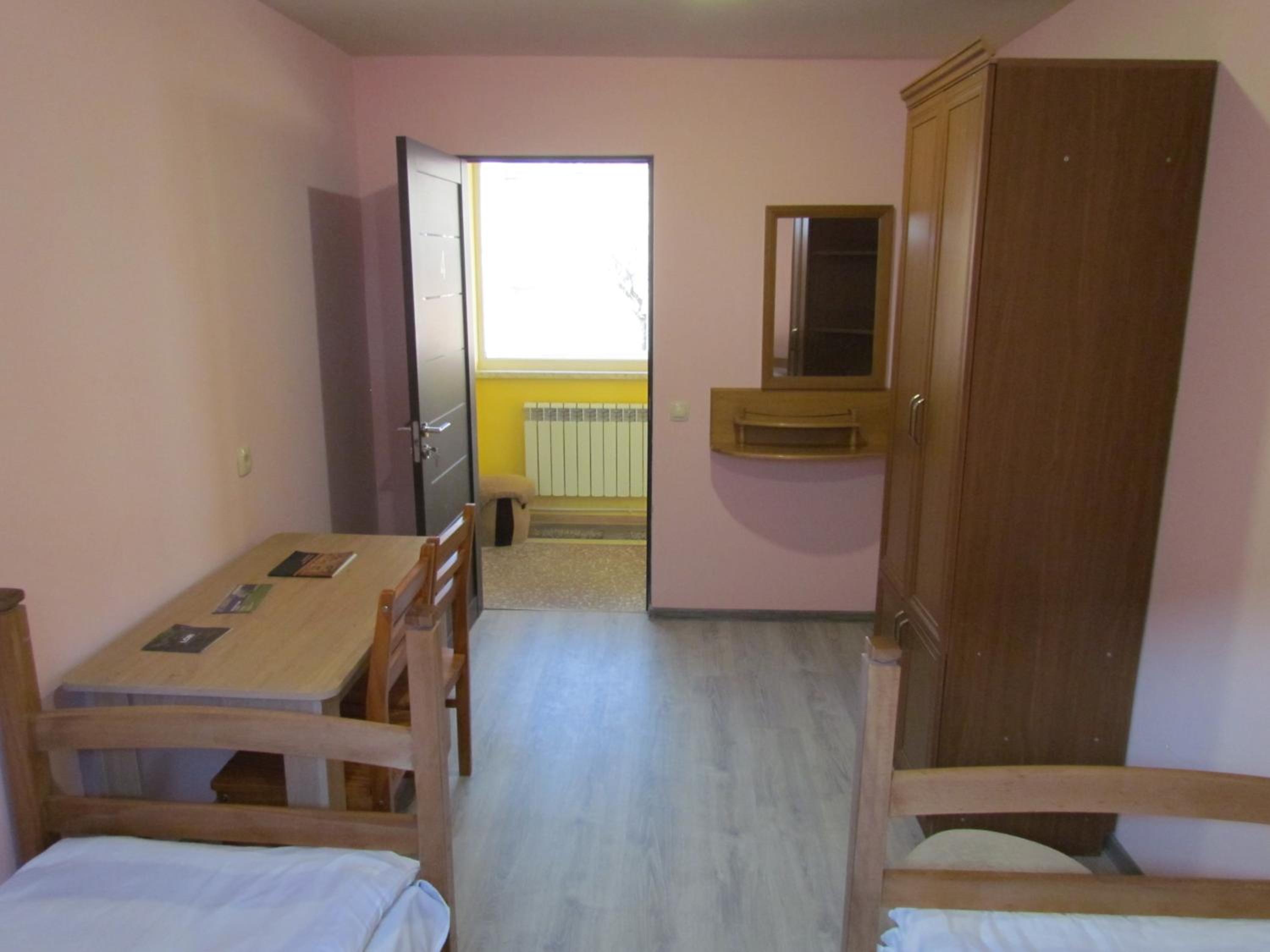 Standard Twin Room photo 2