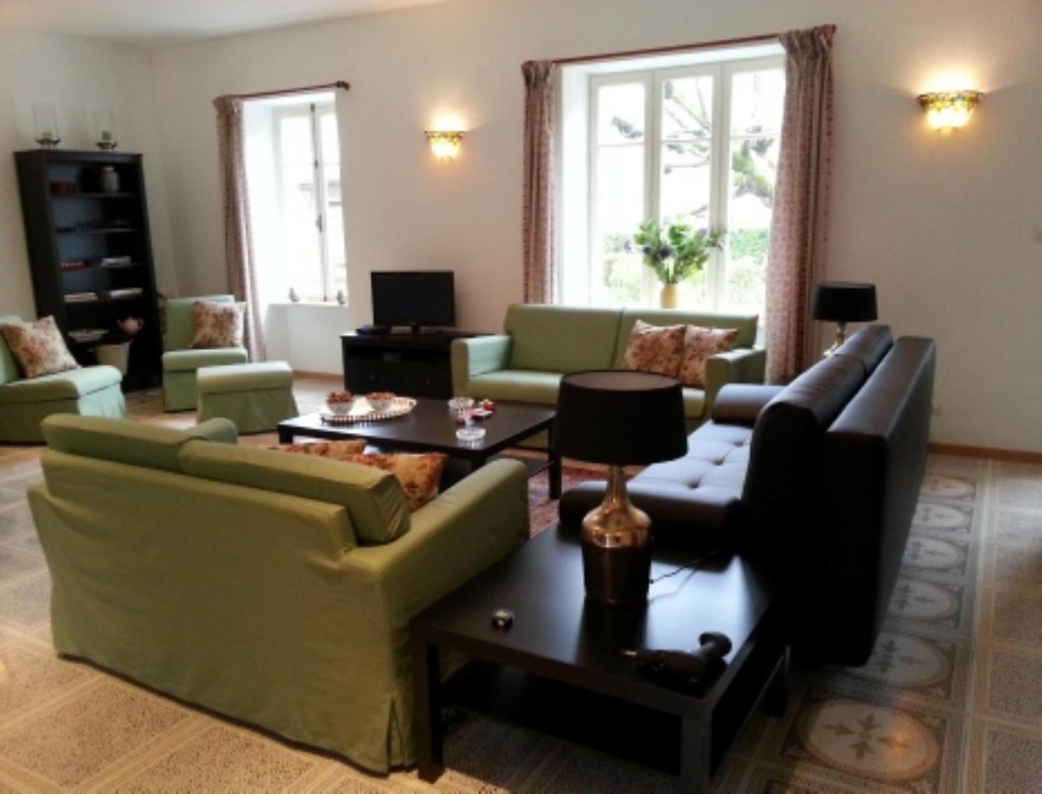 Three-Bedroom House (10 Adults) photo 1