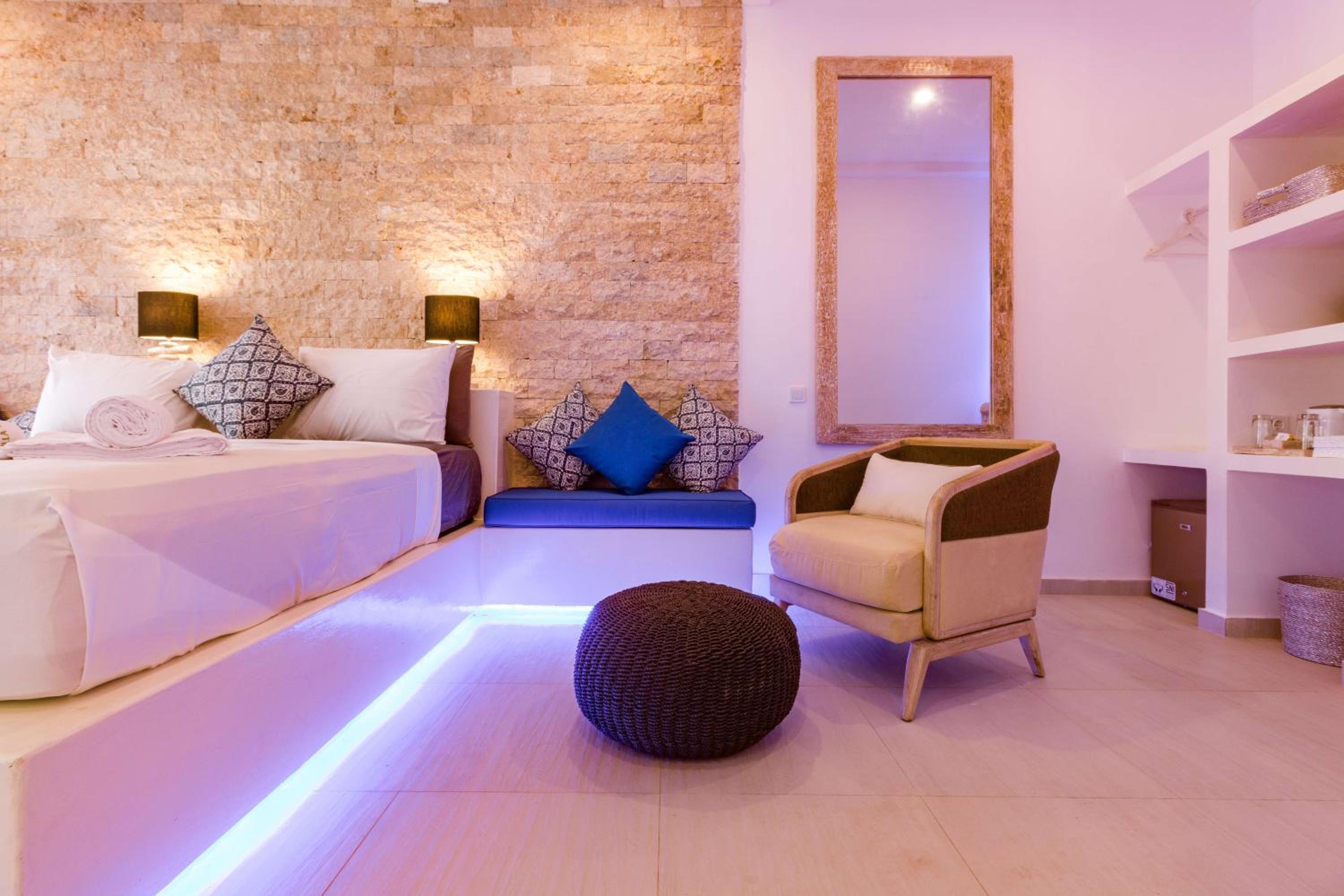 Luxury Two-Bedroom Villa with Private Pool photo 2