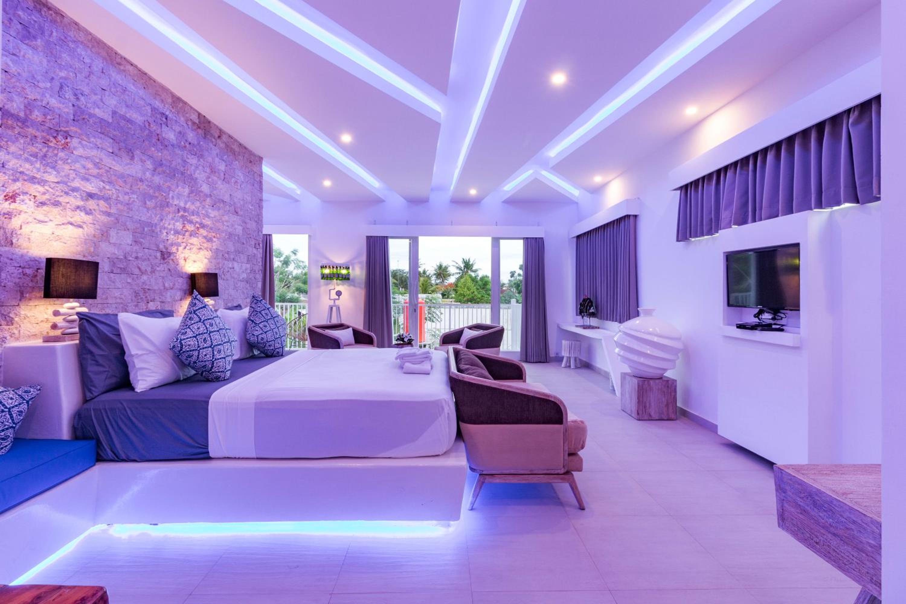 Luxury Two-Bedroom Villa with Private Pool photo 1