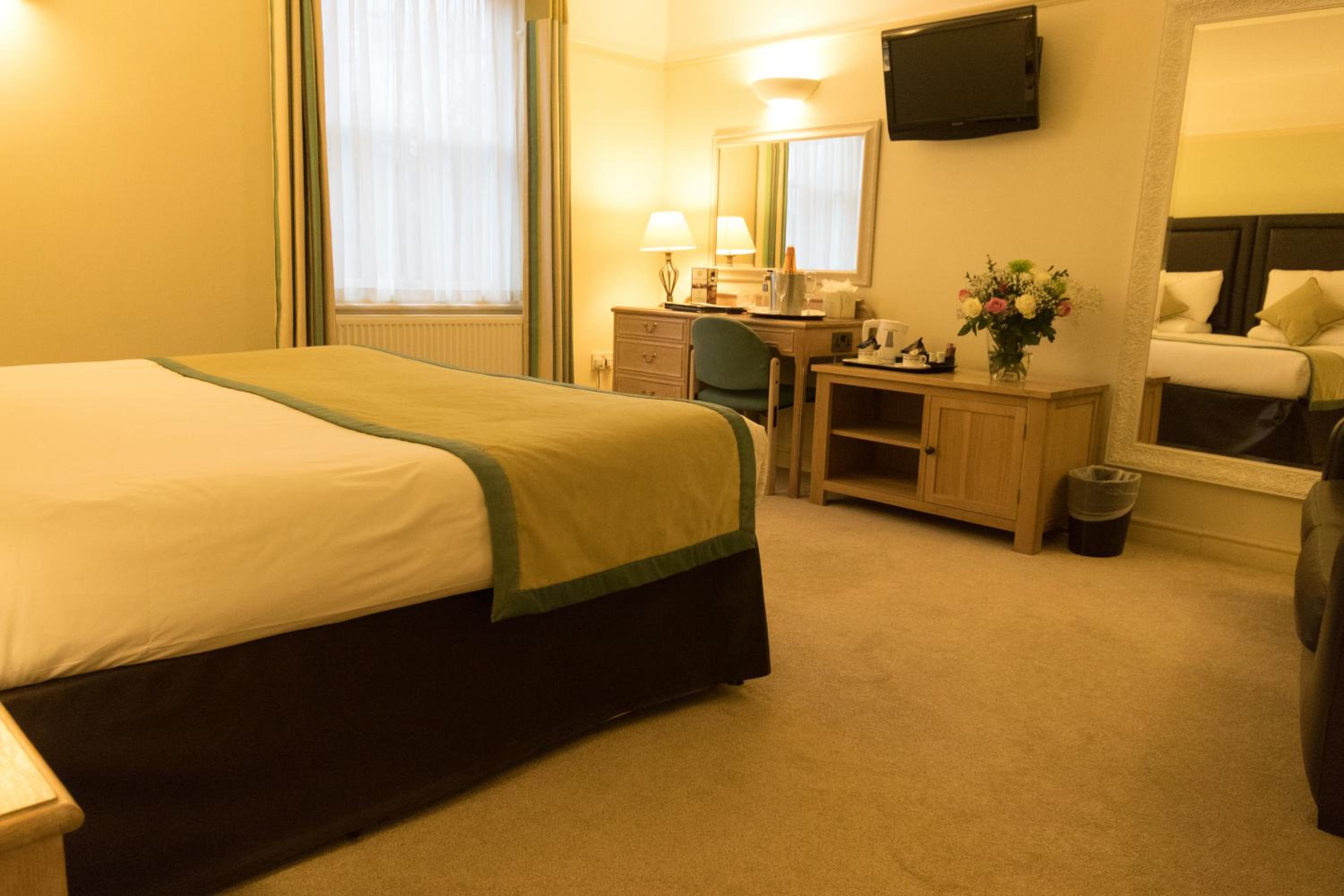 Standard King Room