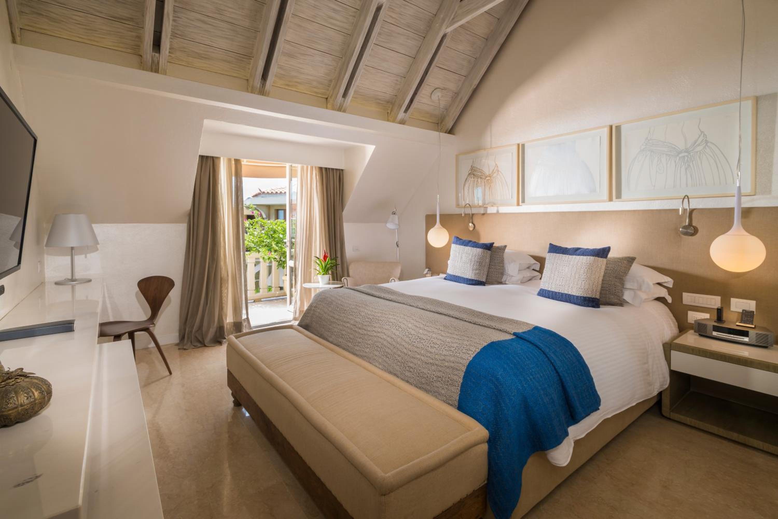 Deluxe King Room with balcony and Ocean view - High floor - Photo 1