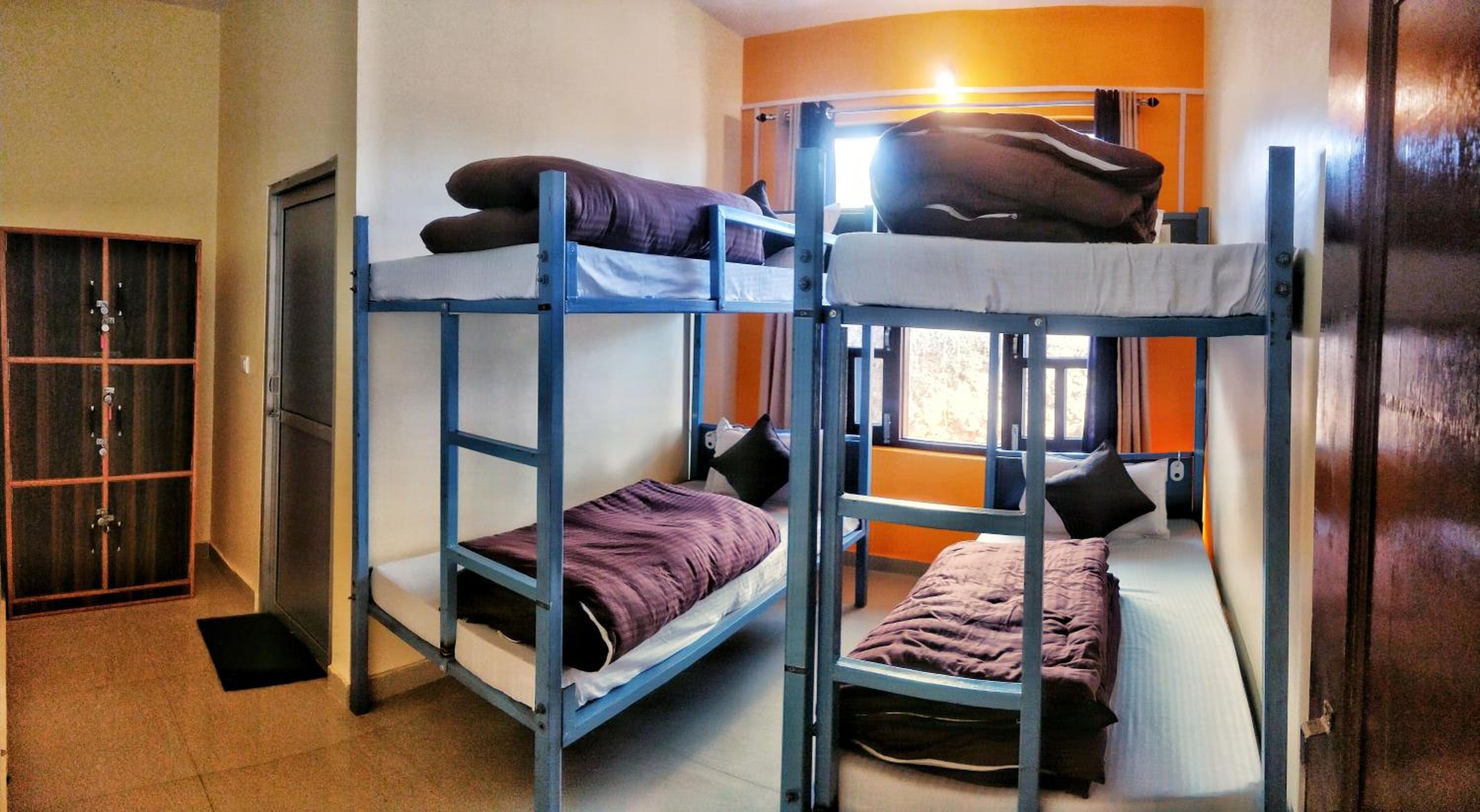 Bed in 4-Bed Mixed Dormitory Room photo 3