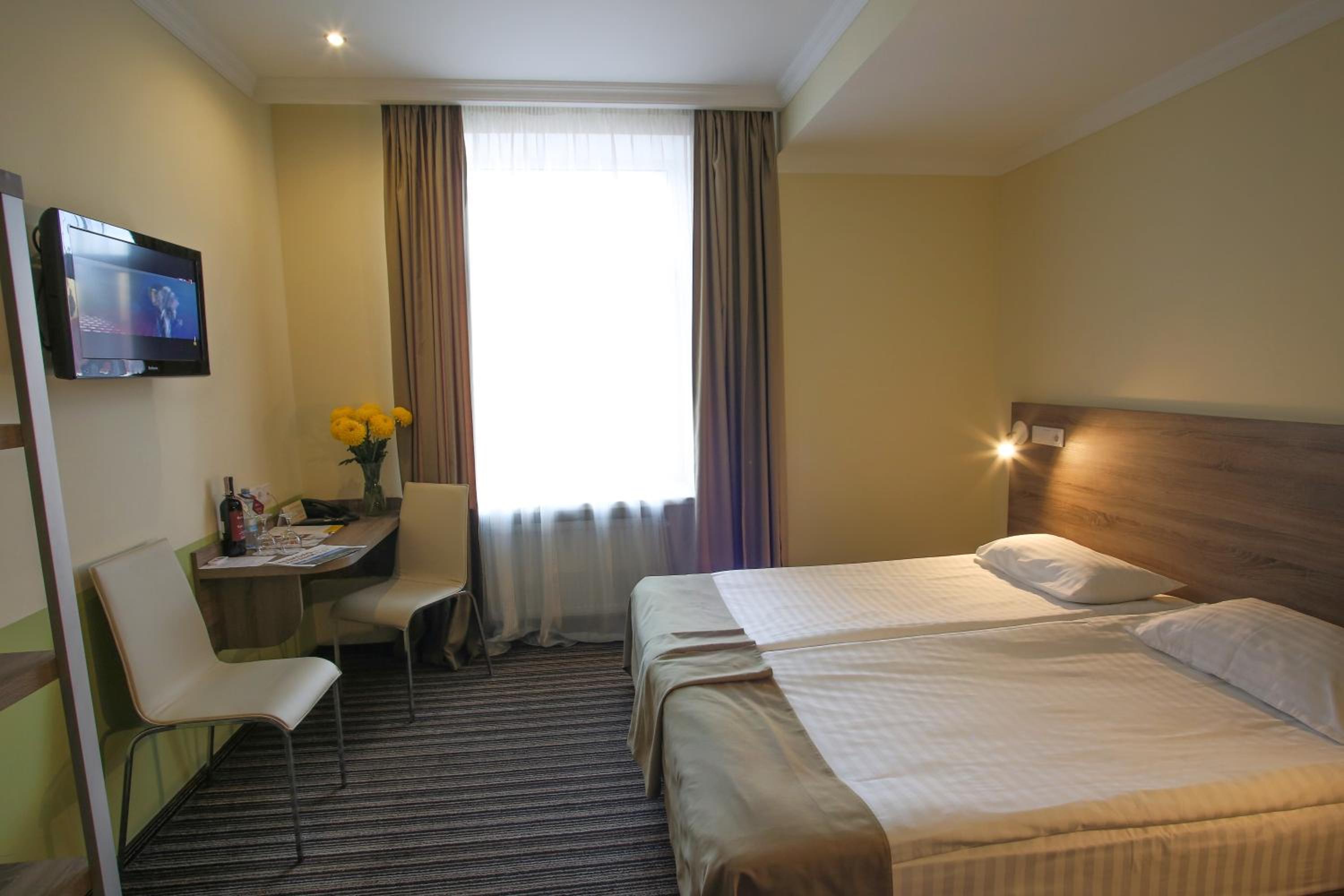 Classic Twin Room