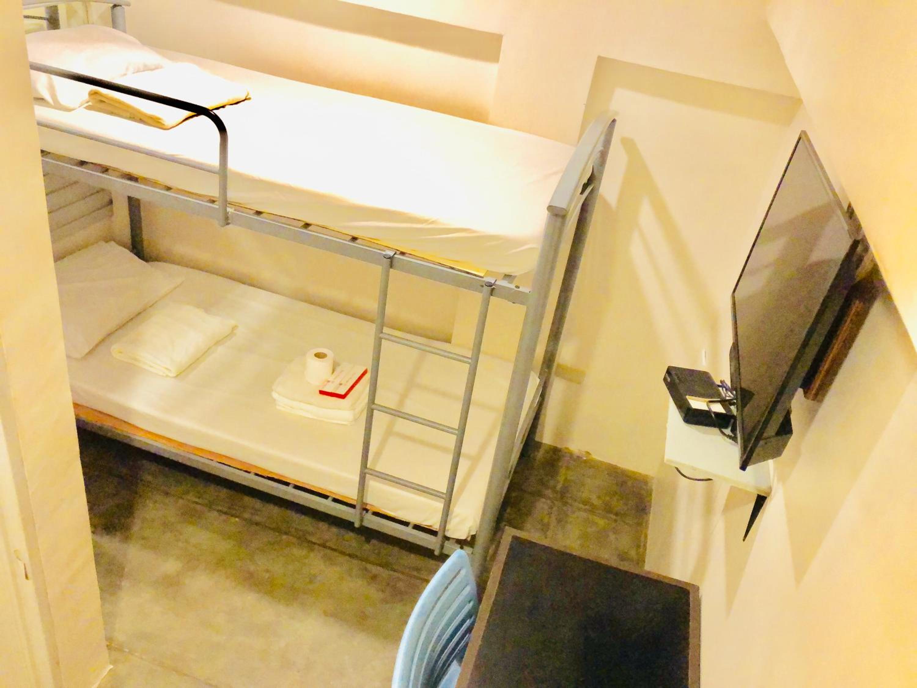 Economy Twin Room