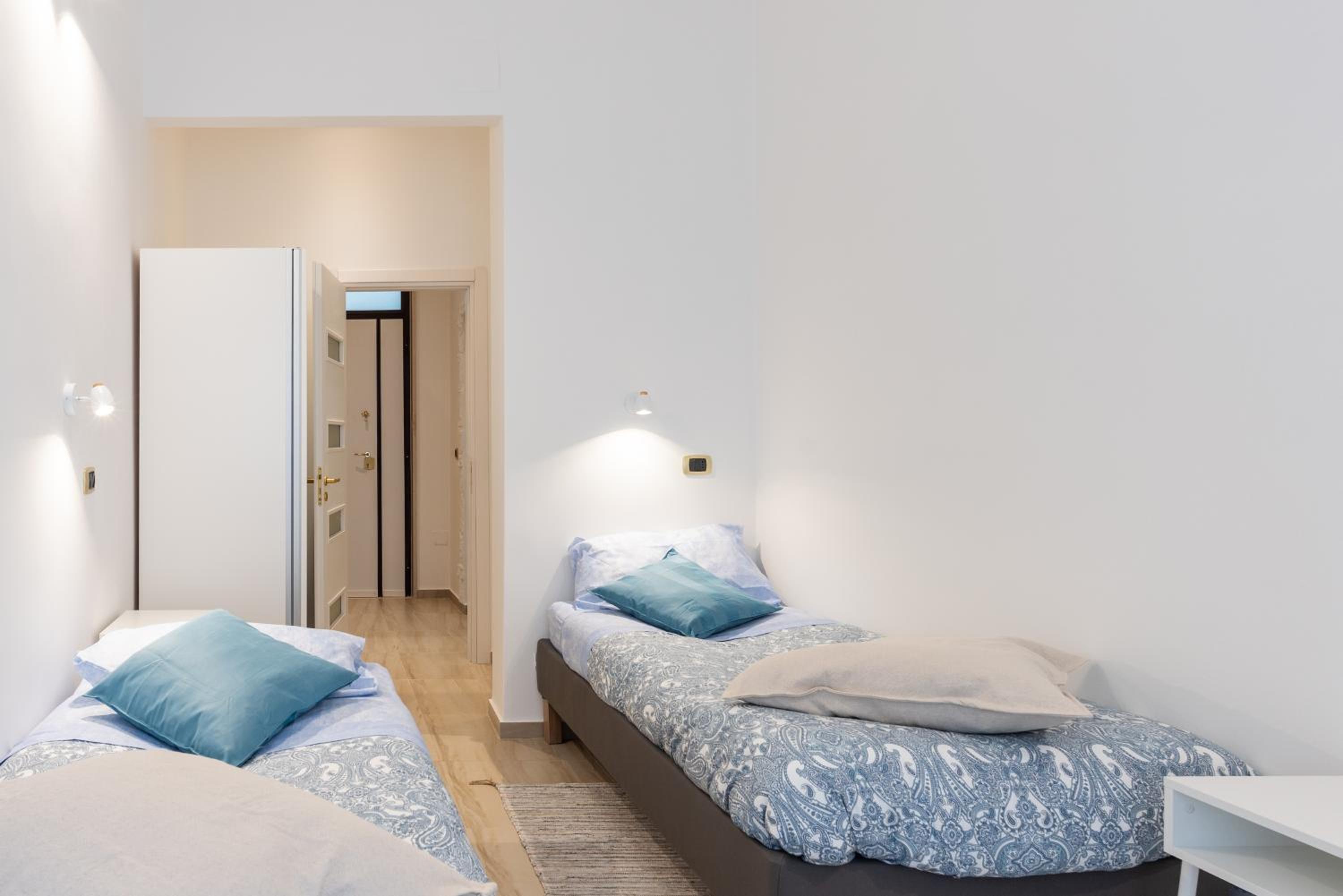 Double or Twin Room with Private External Bathroom