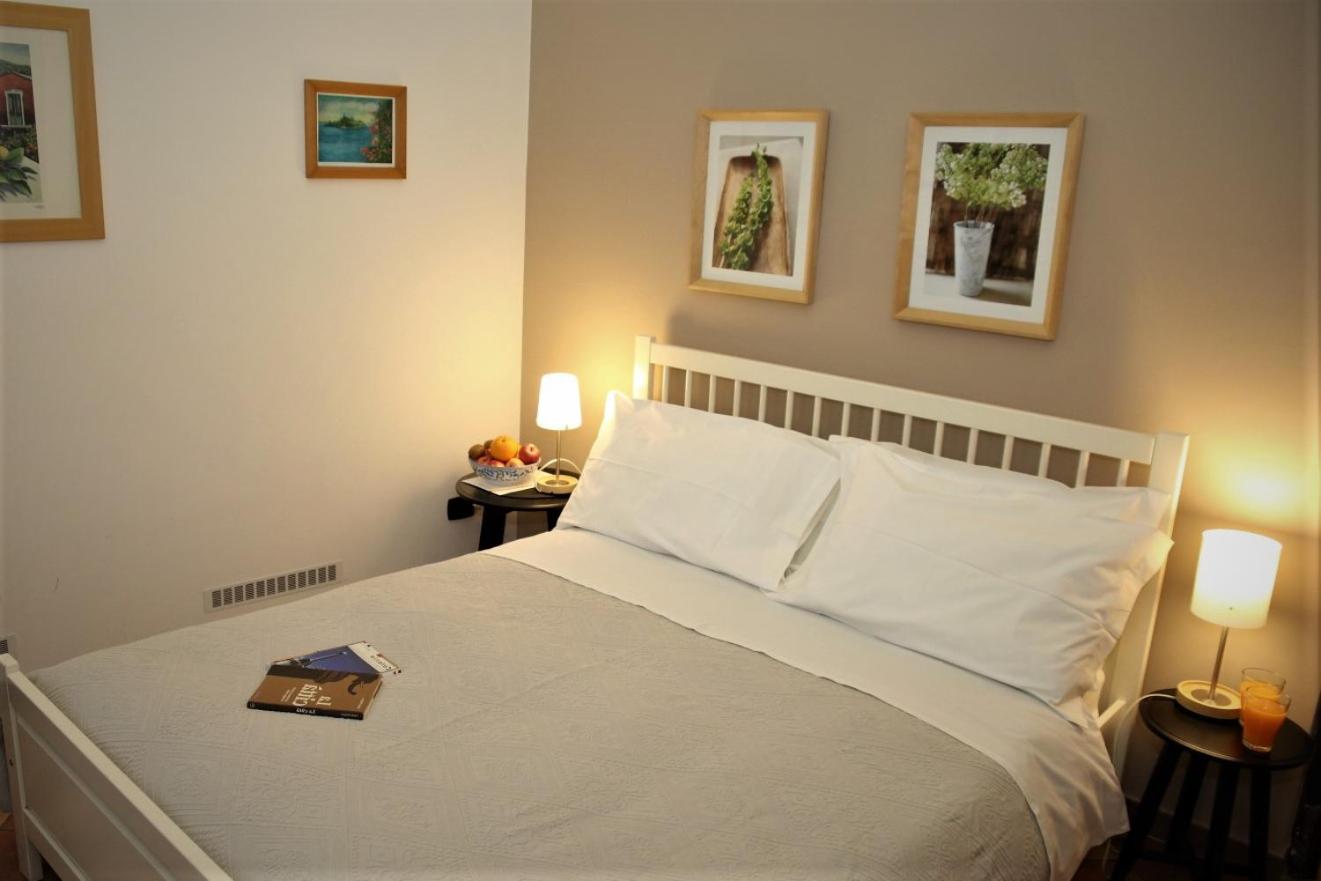 Double Room - Photo 16