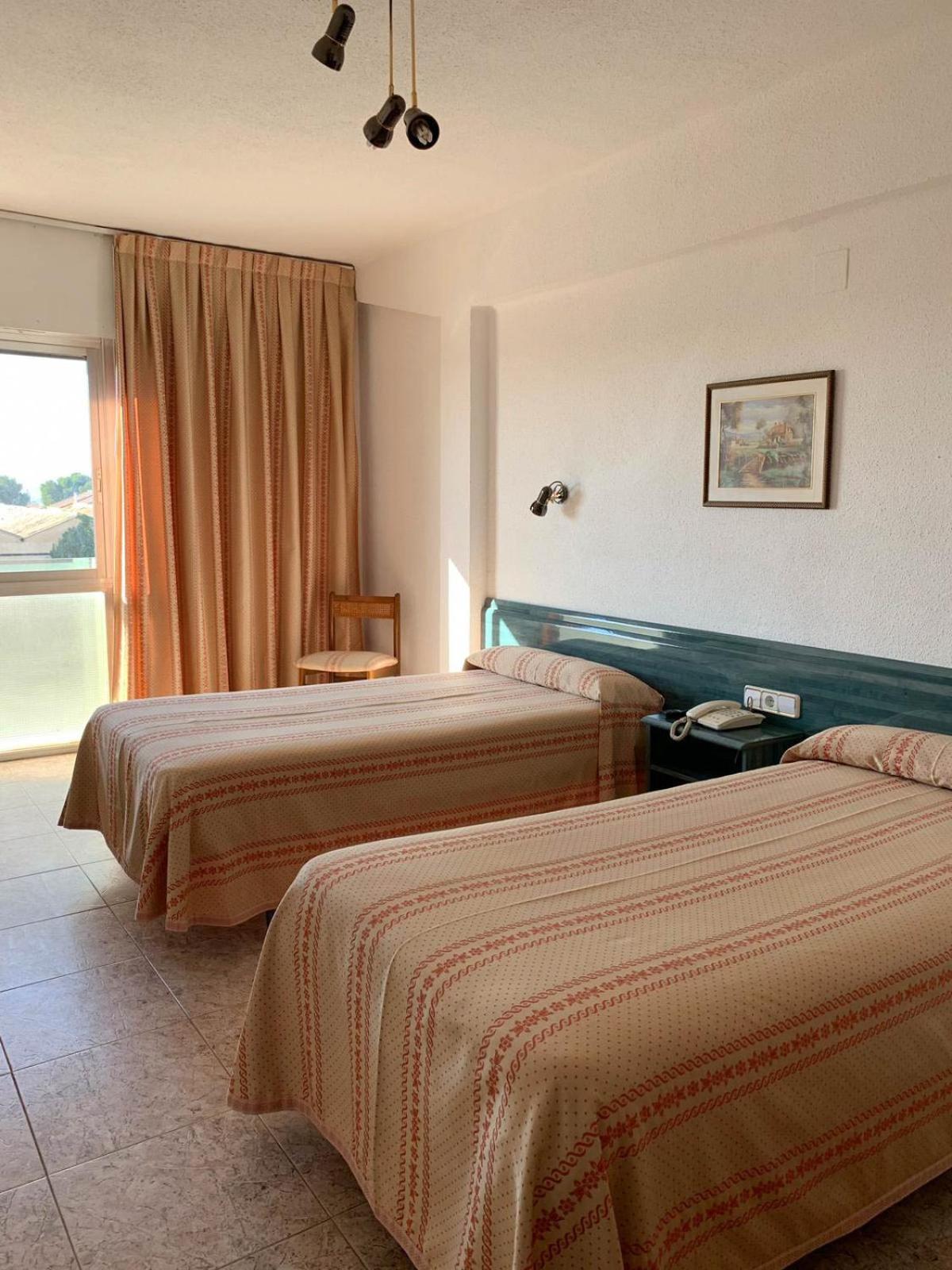Habitación Doble con Baño Privado