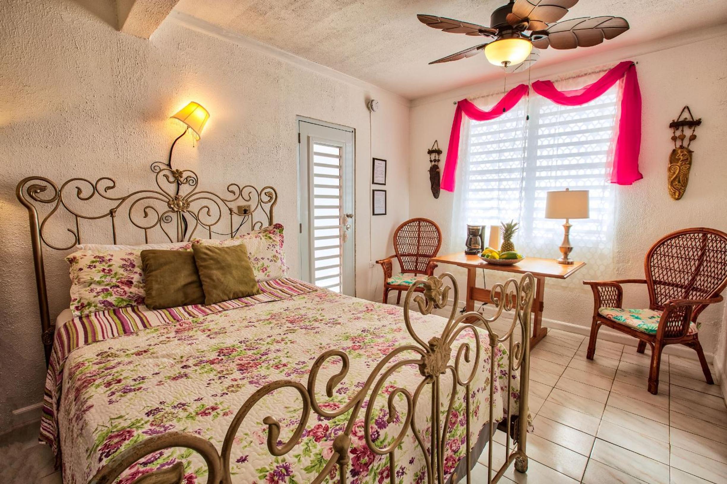 Queen Room with Ocean View