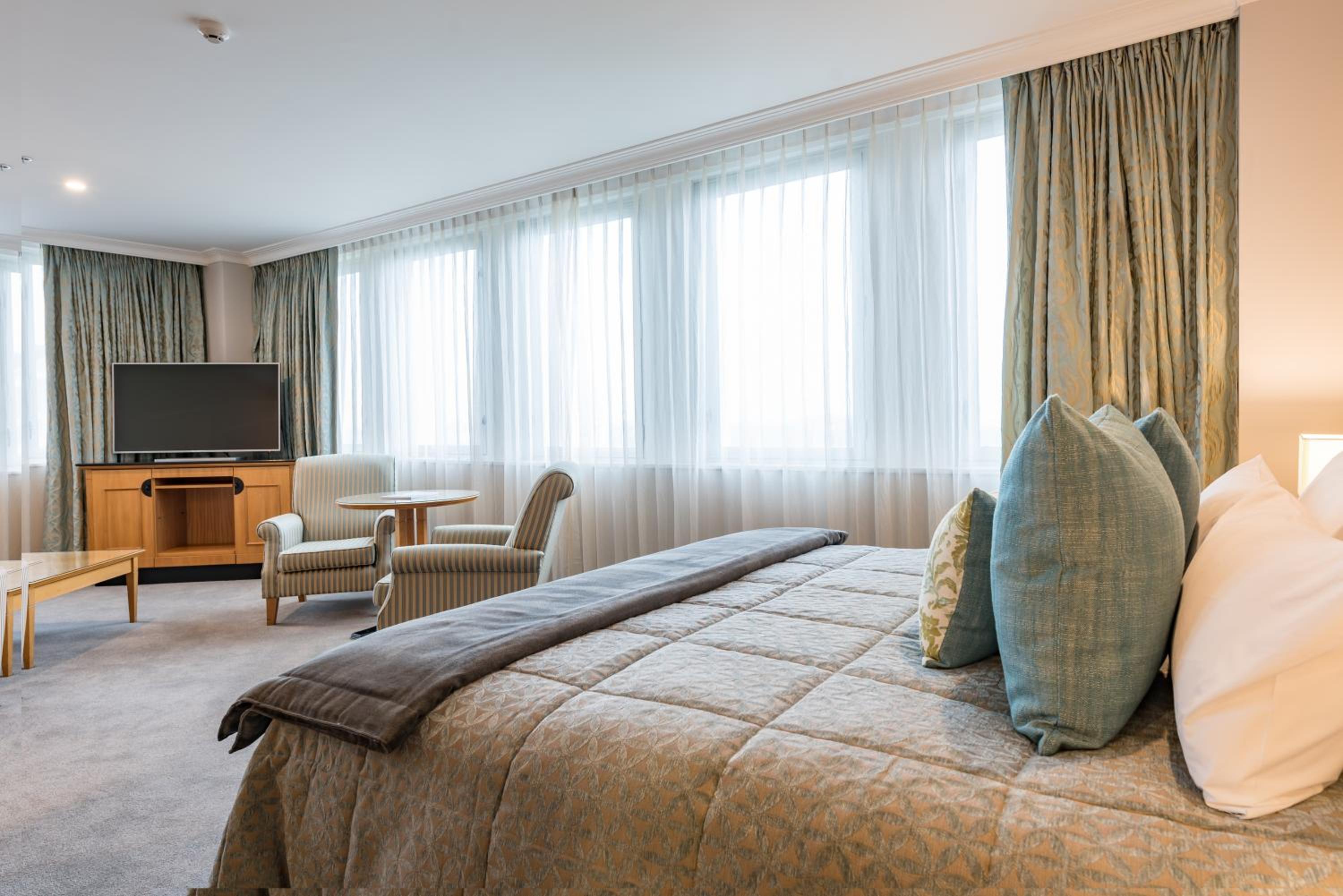 Available room