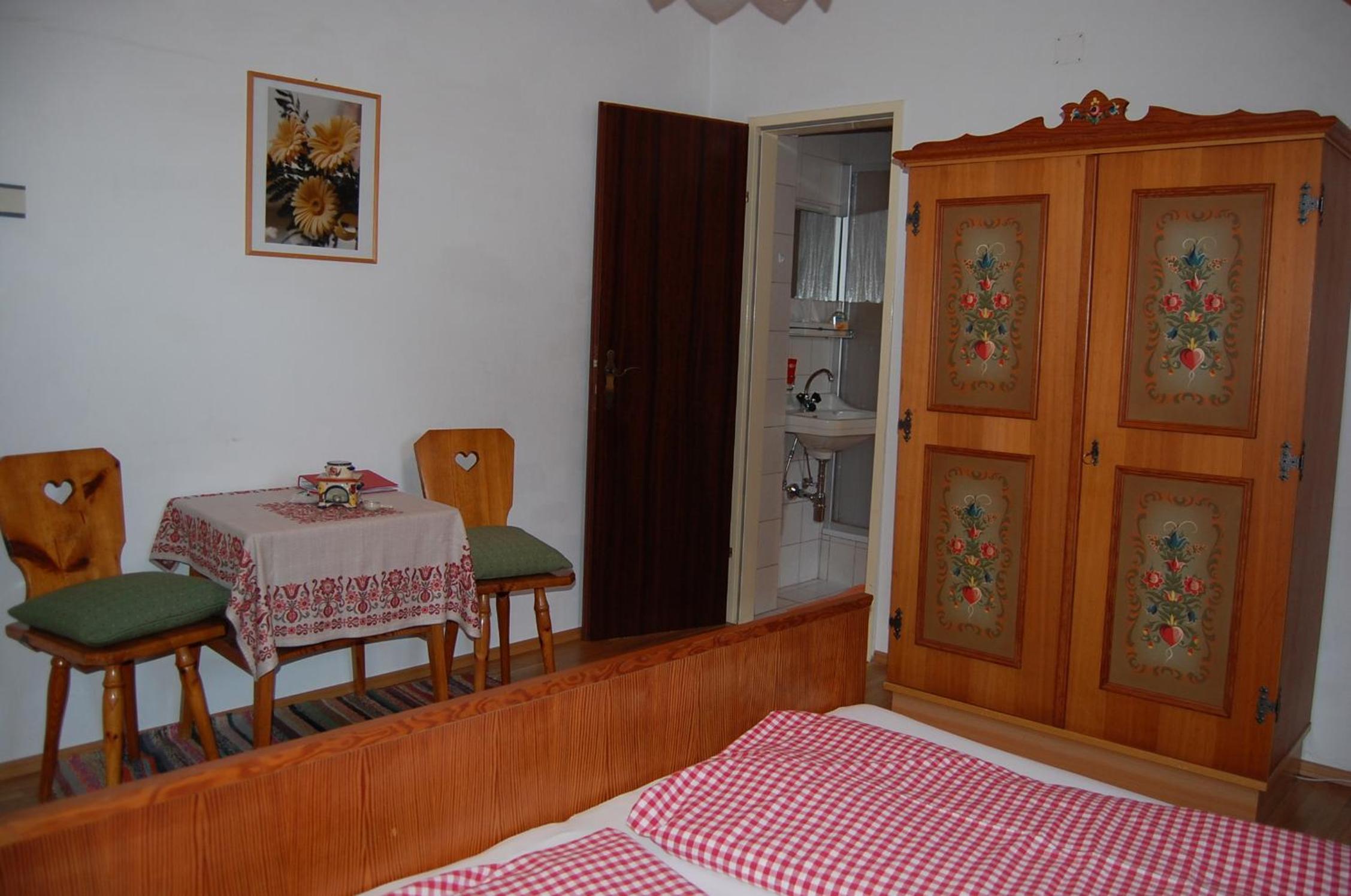 Double Room - Photo 2