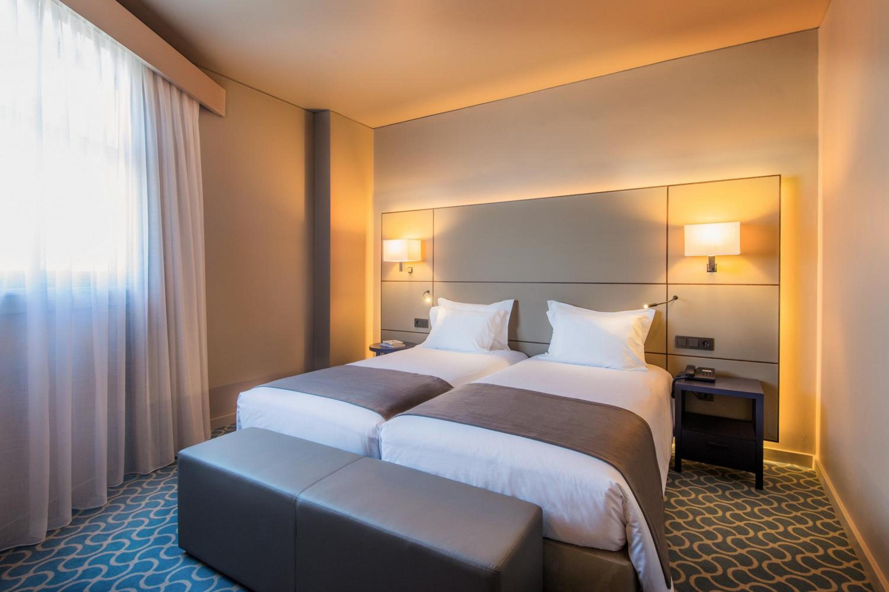  Comfort Suite - Photo 1