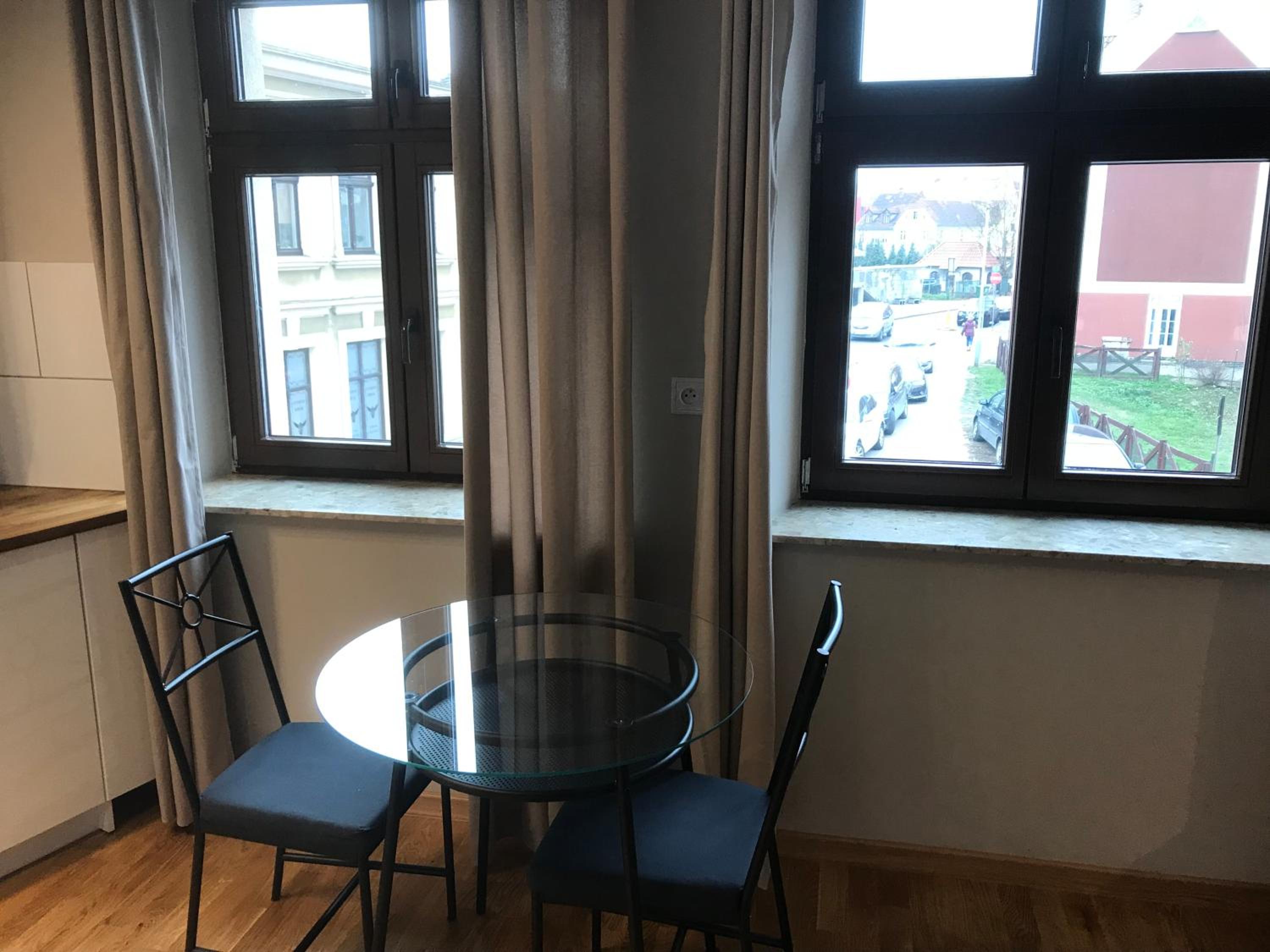 Studio Apartment - Photo 15