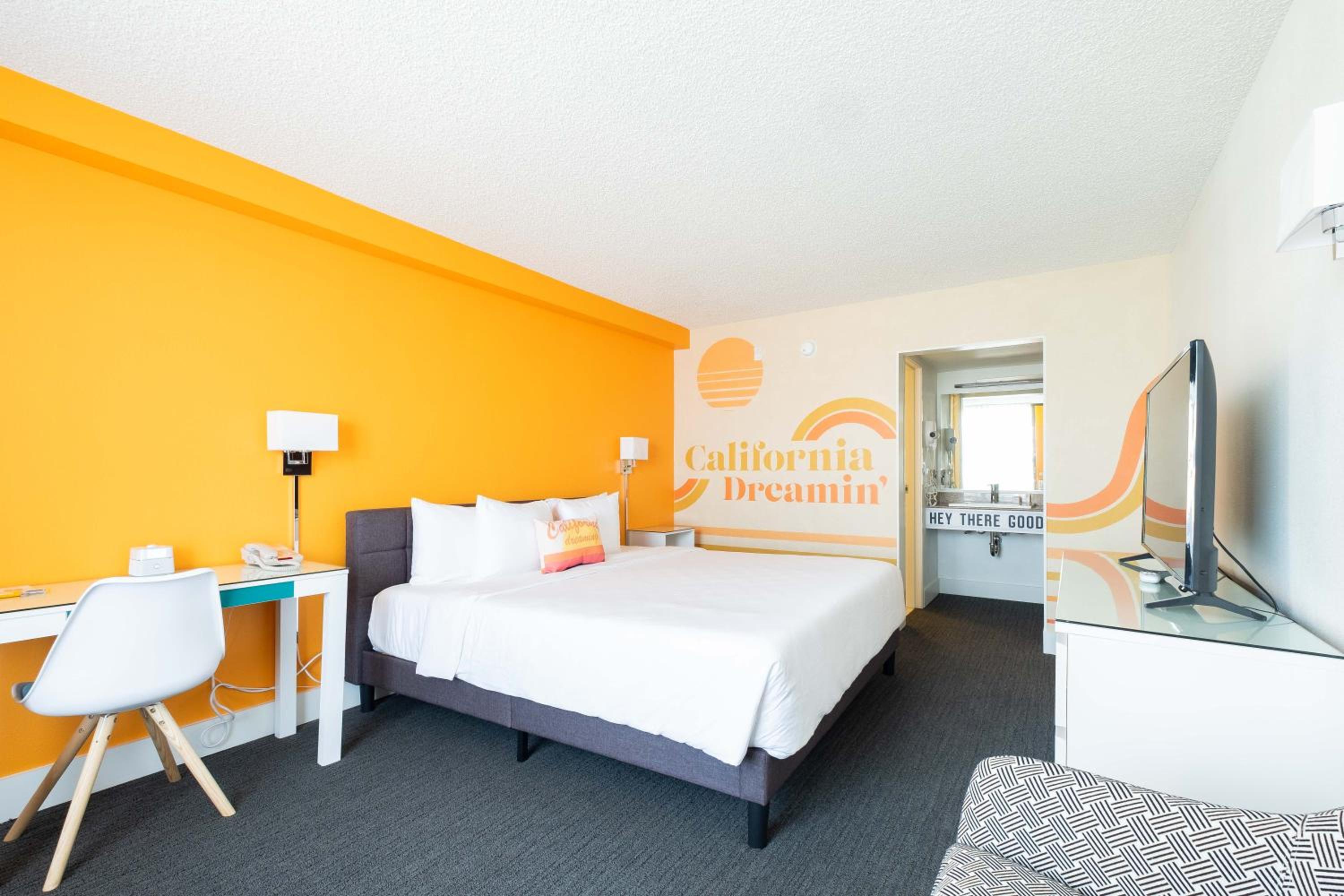 Superior King Room - Photo 1