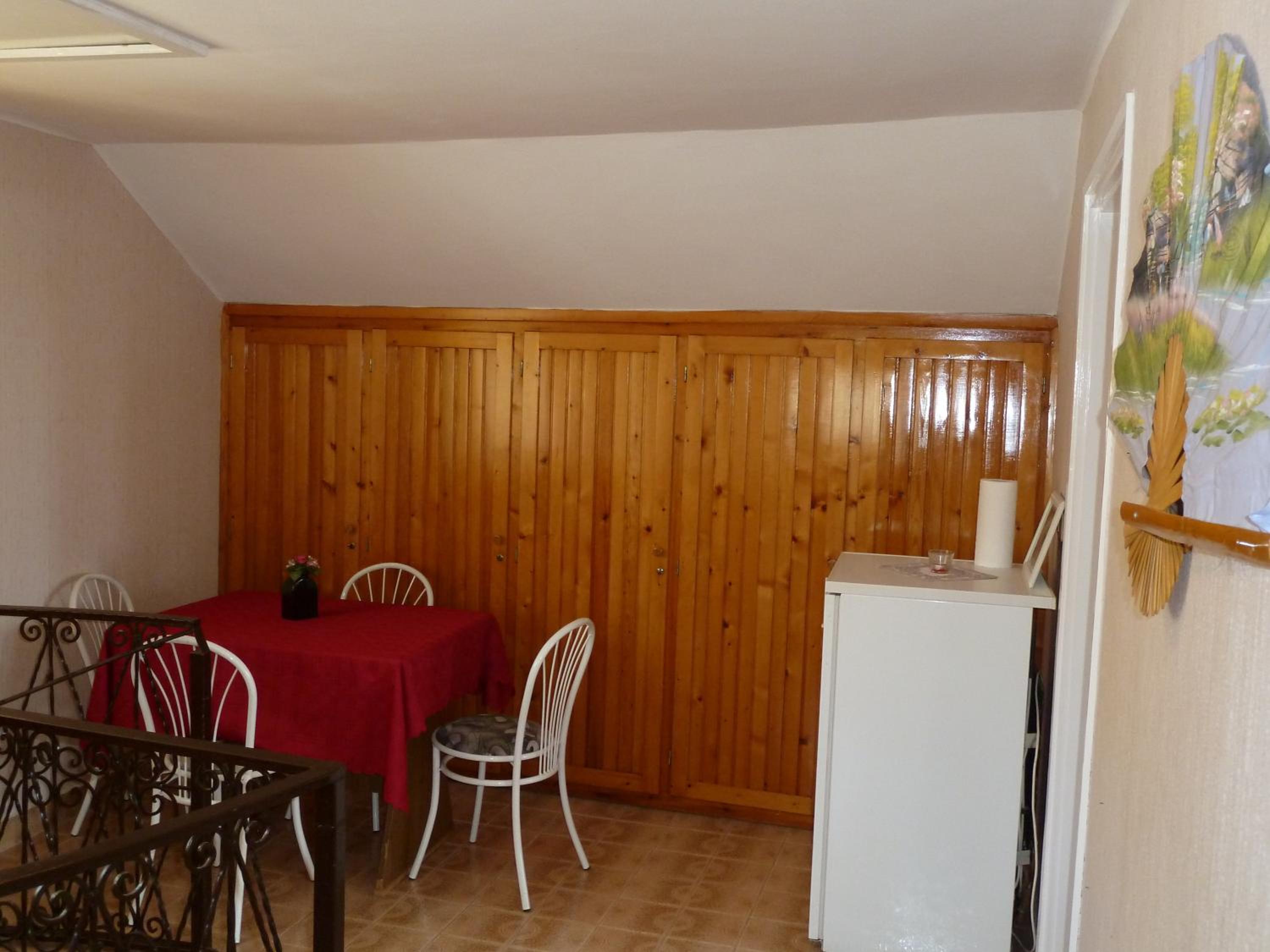Four-Bedroom House photo 3