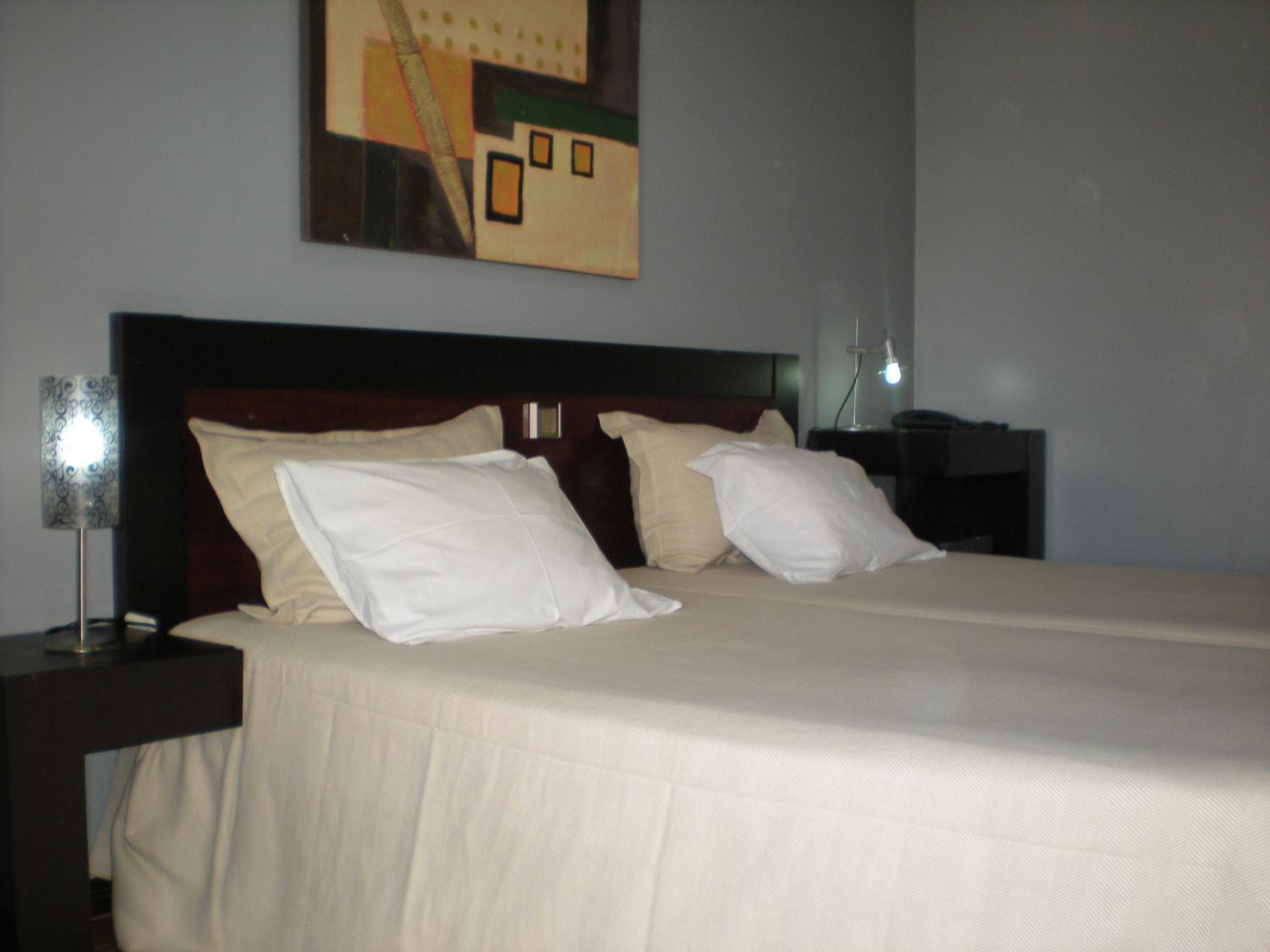 Twin Room with Balcony photo 2