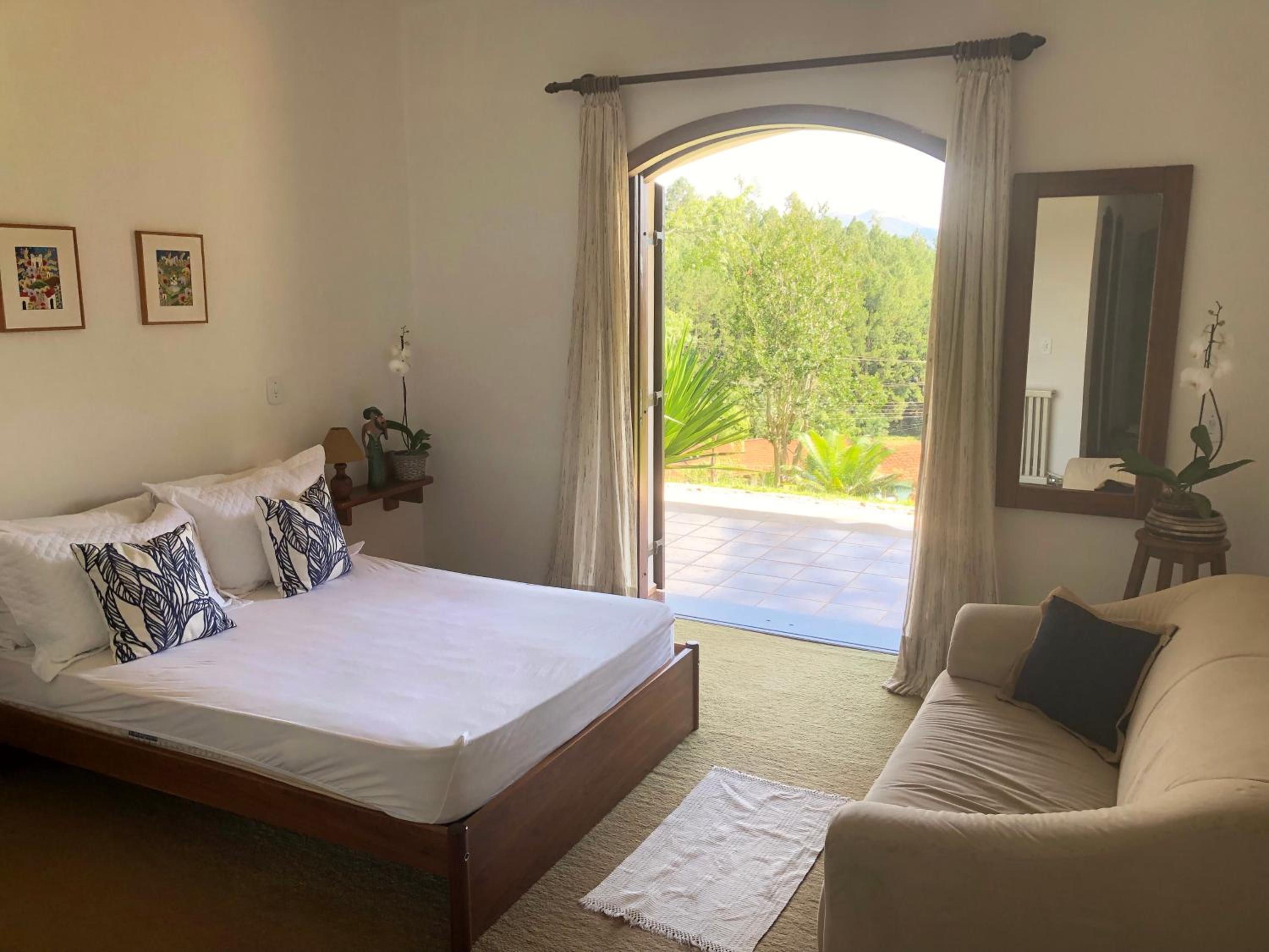Suite with Mountain View