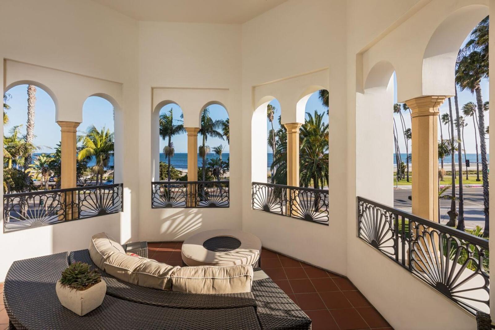 Anacapa King Suite - Photo 5