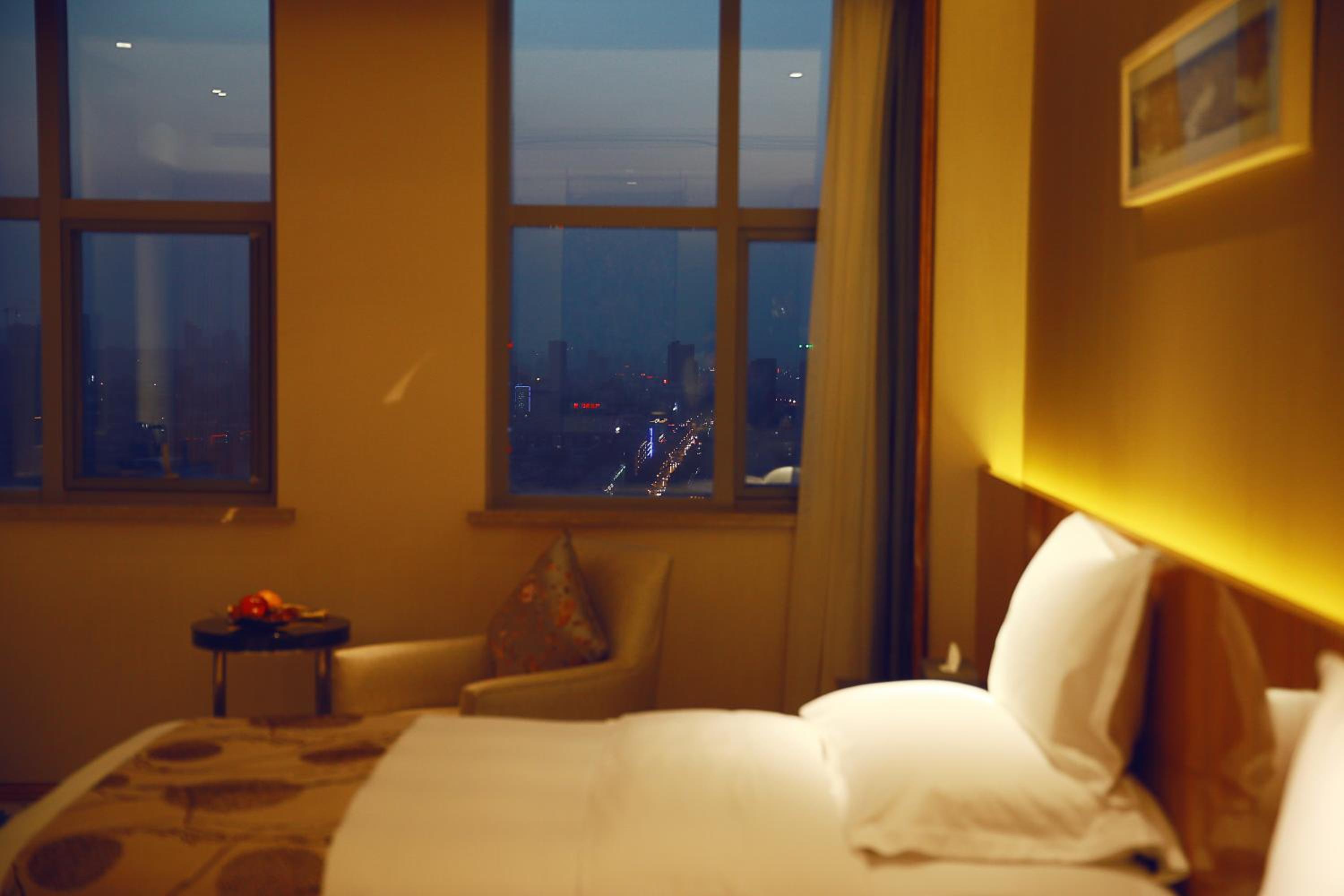 Deluxe Twin Room (With 2 Breakfast) photo 3