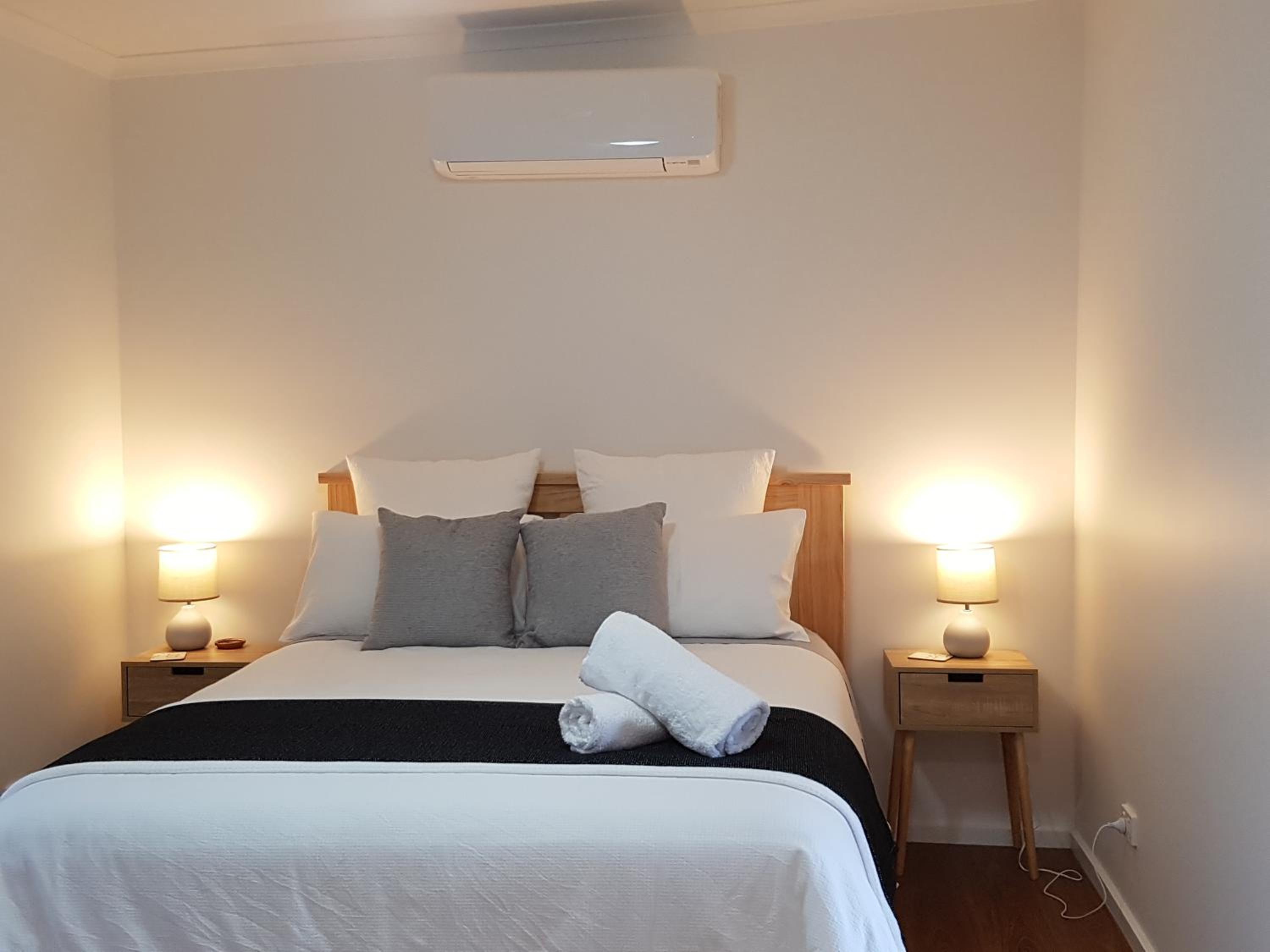 Studio Apartment photo 1
