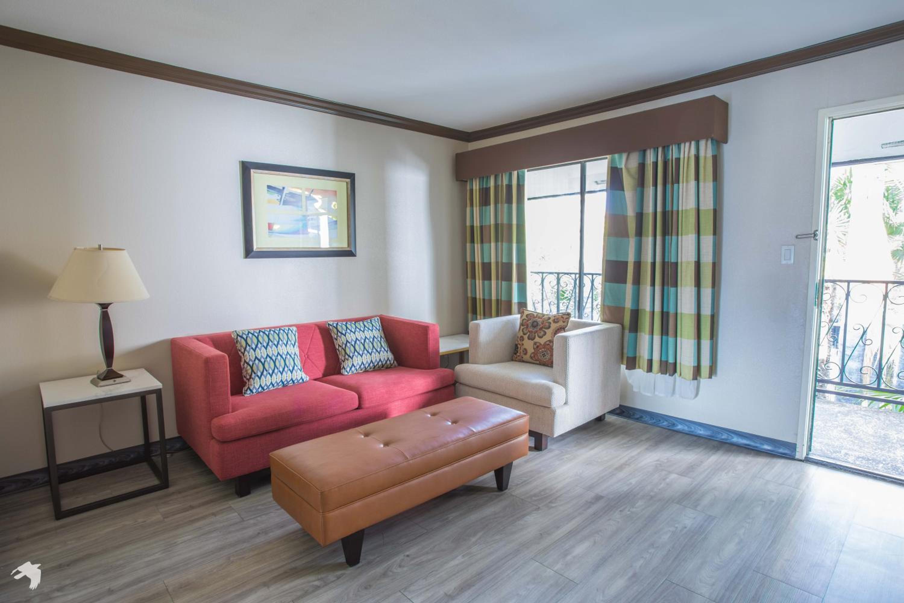 Standard Double Suite With Two Double Beds photo 3