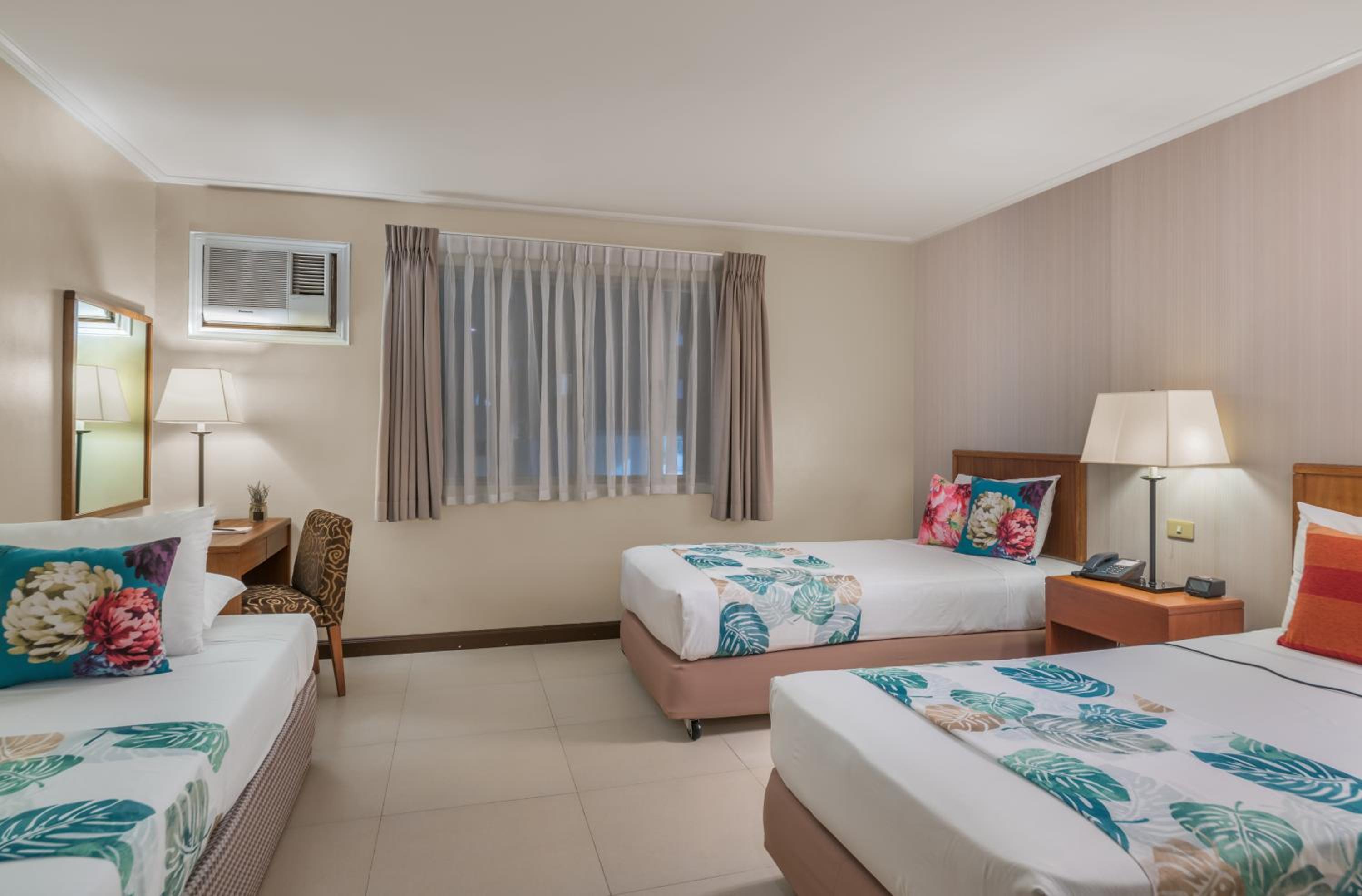 Superior Triple Room - Photo 1