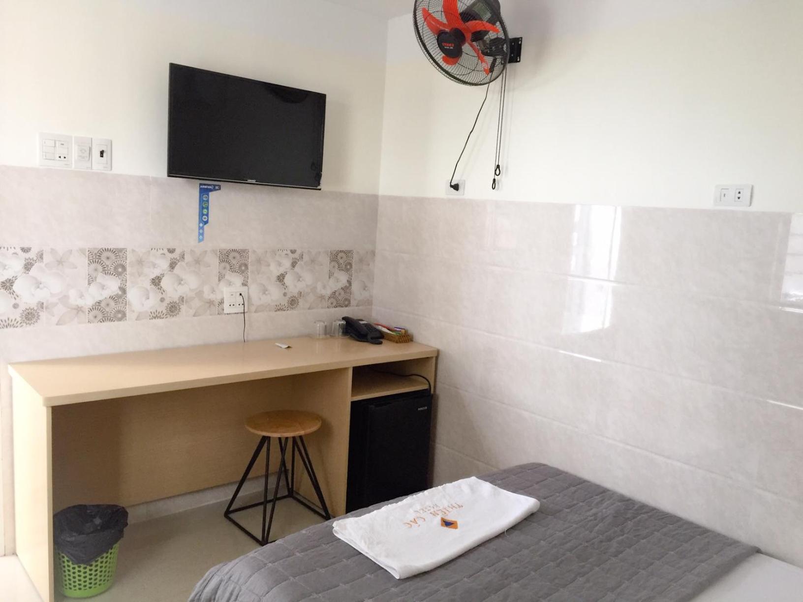 Double Room with Private External Bathroom photo 2