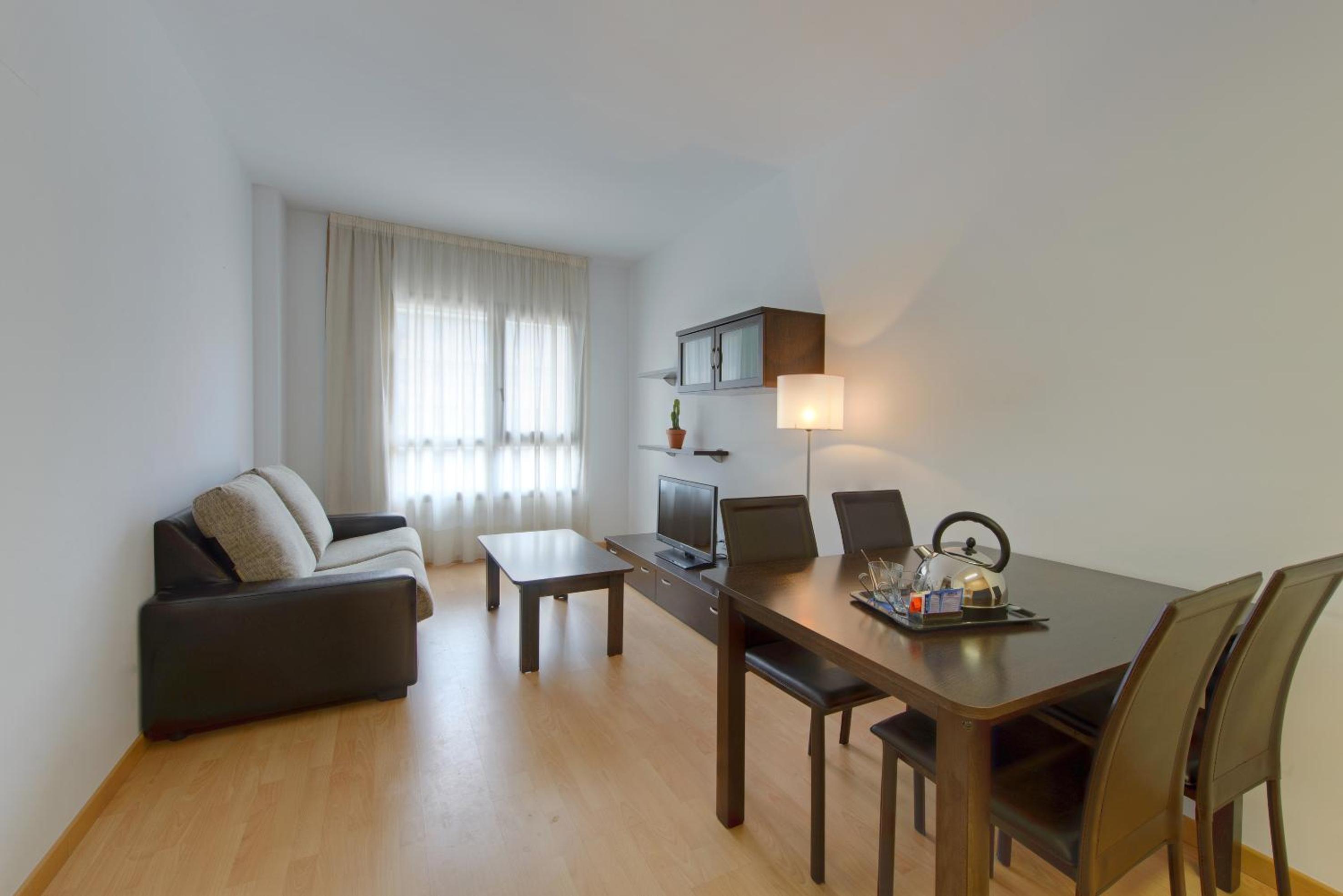 Premium Junior Suite photo 3