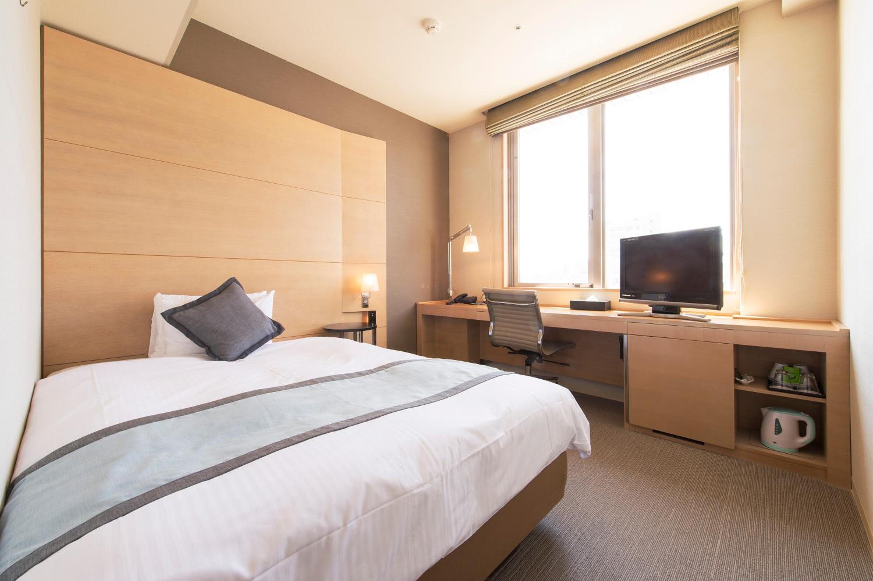 Superior Single Room - Smoking - No Daily Cleaning