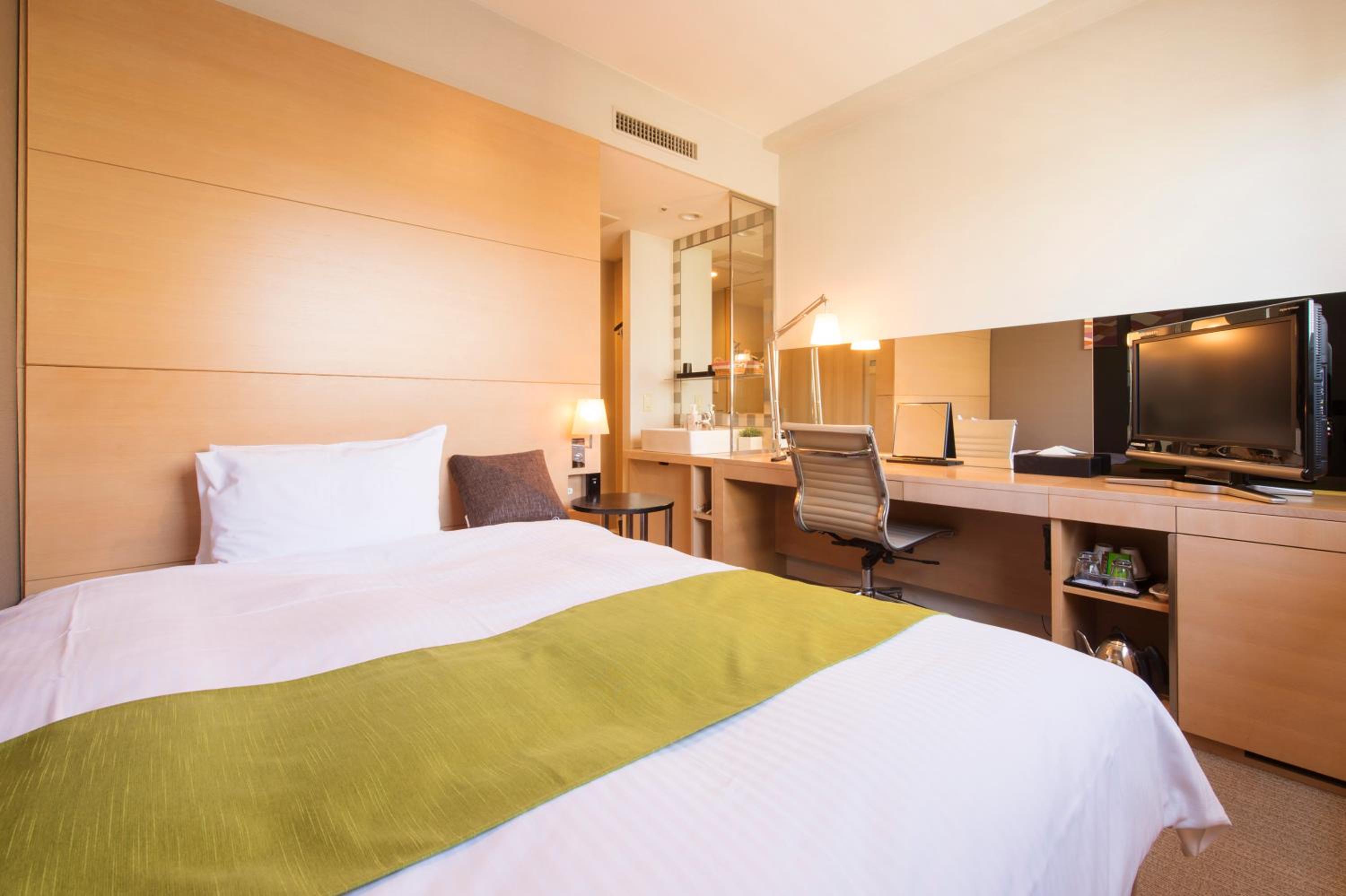 Standard Double Room with Shower - Non-Smoking