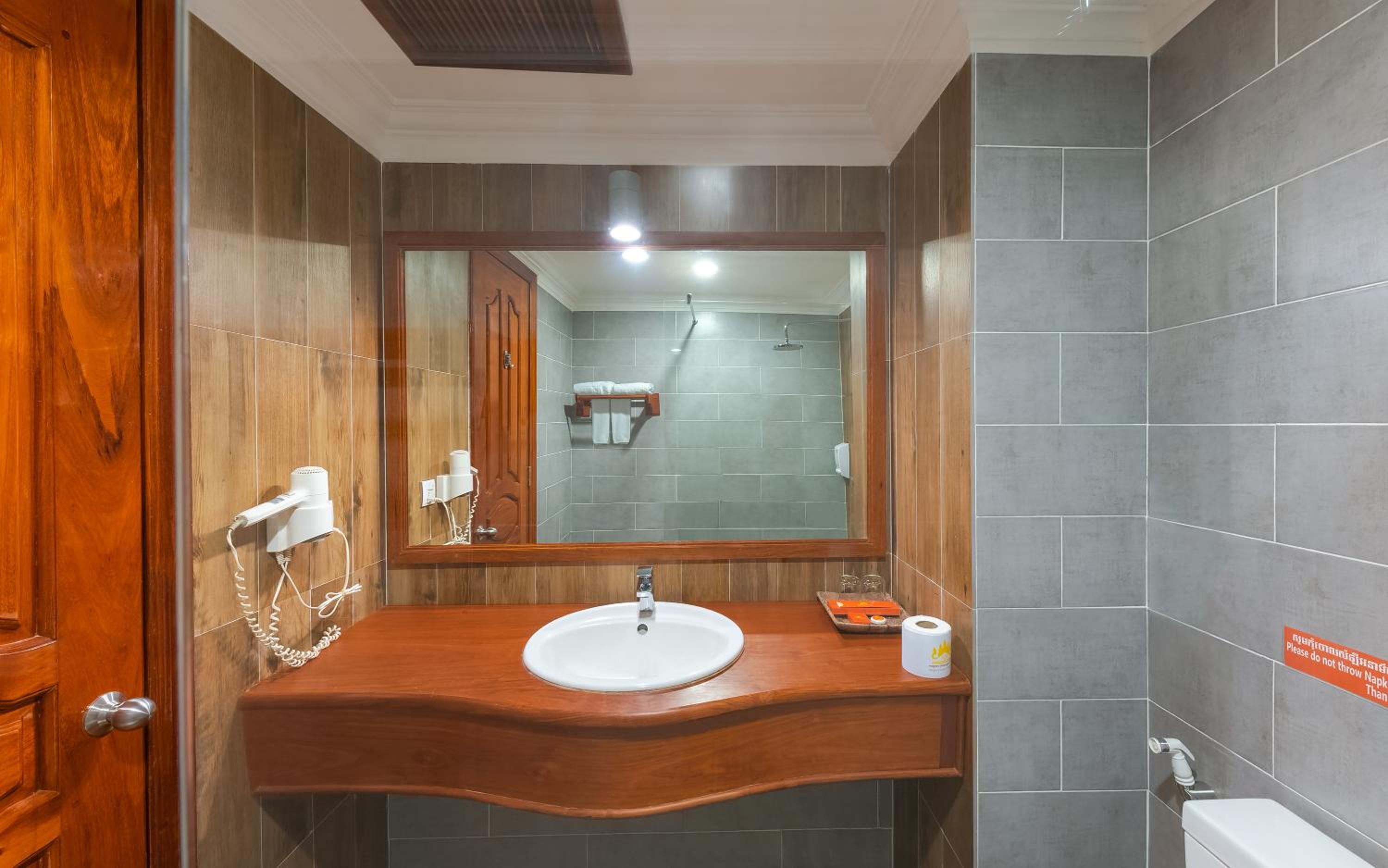 Deluxe Twin Room - Photo 5