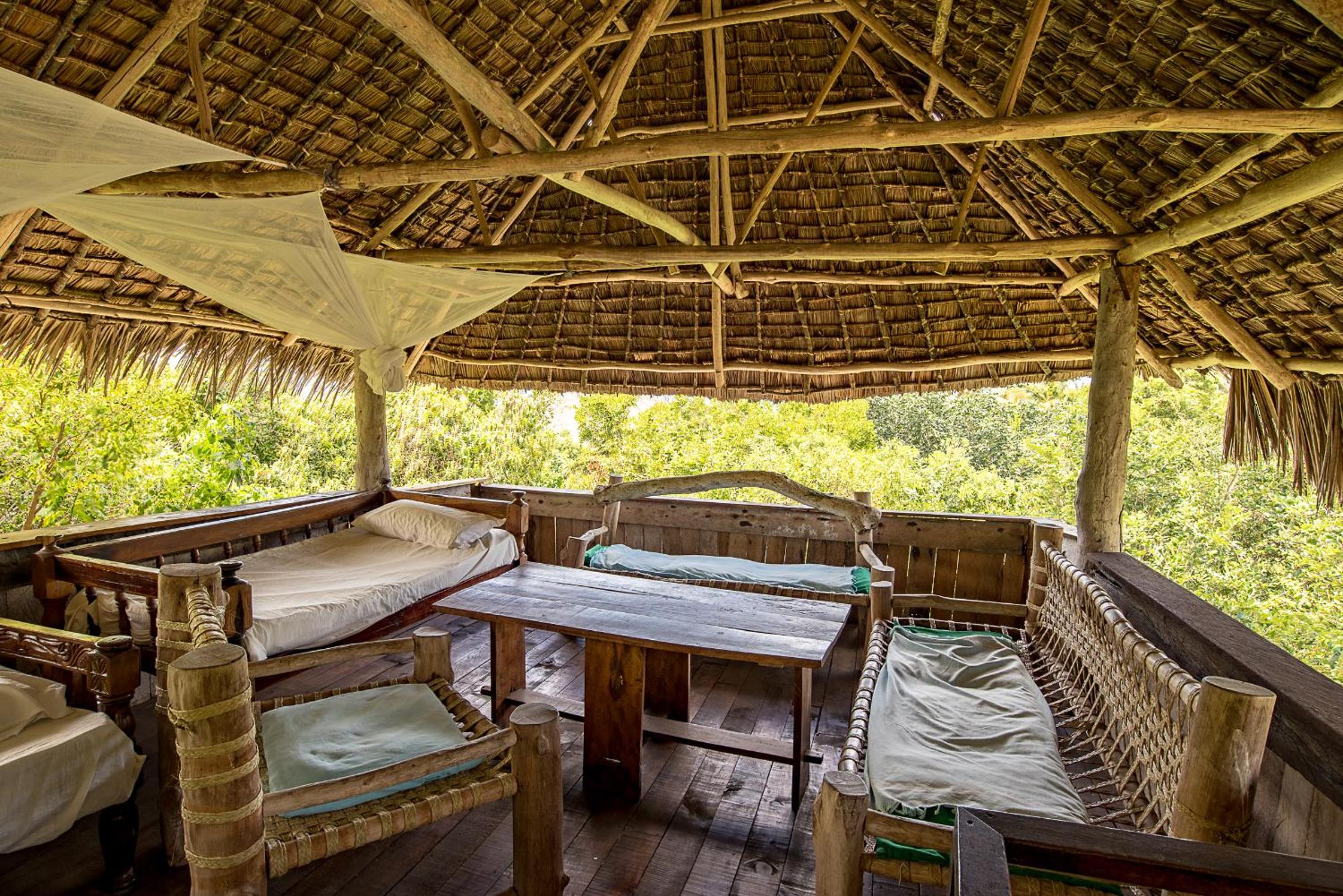 Deluxe Bungalow with Sea View - Photo 8