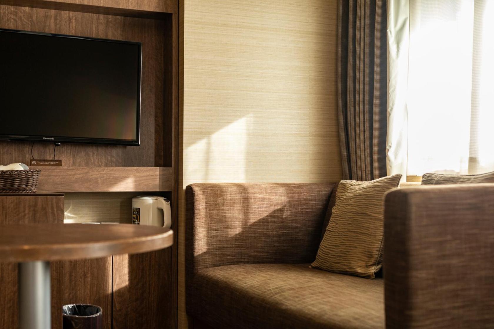 Standard Twin Room - Non-Smoking - Photo 3