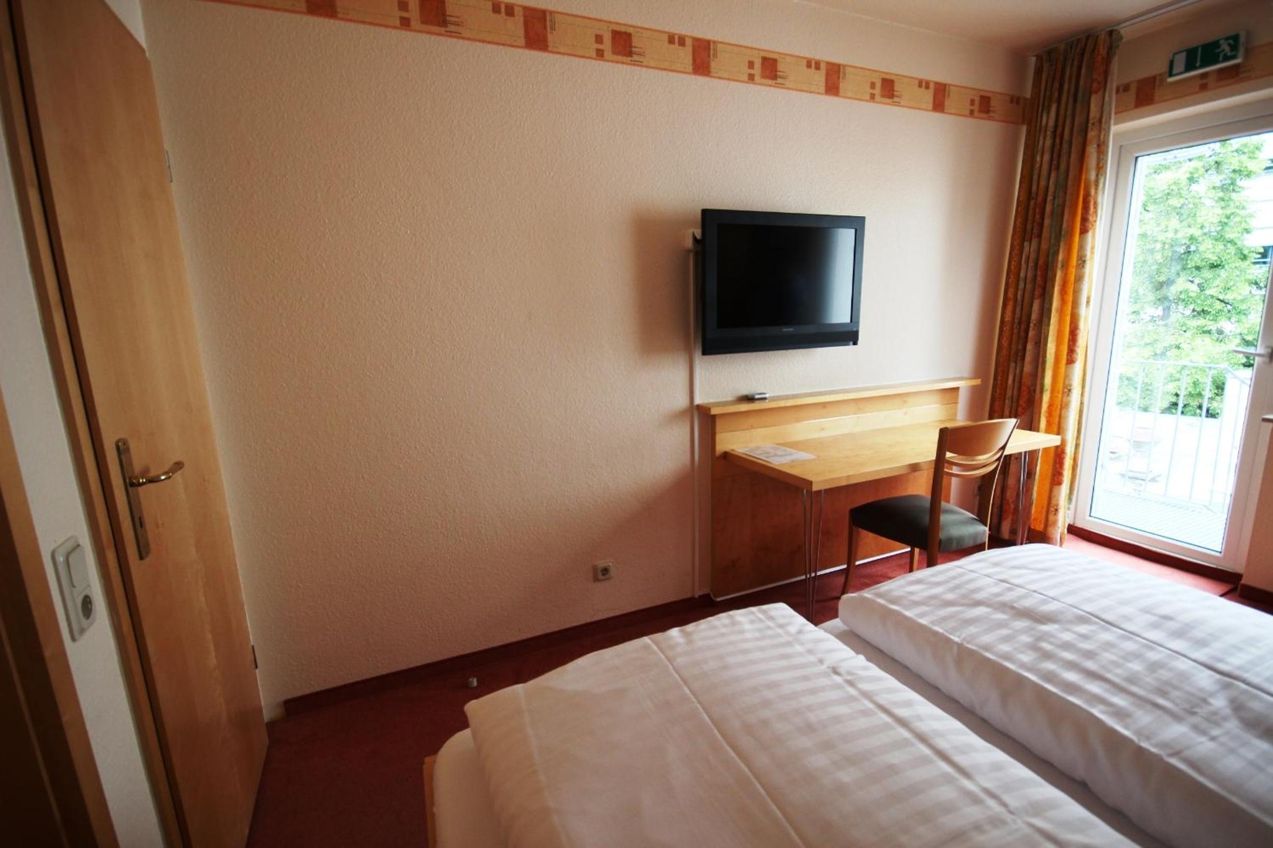 Double Room - Photo 2