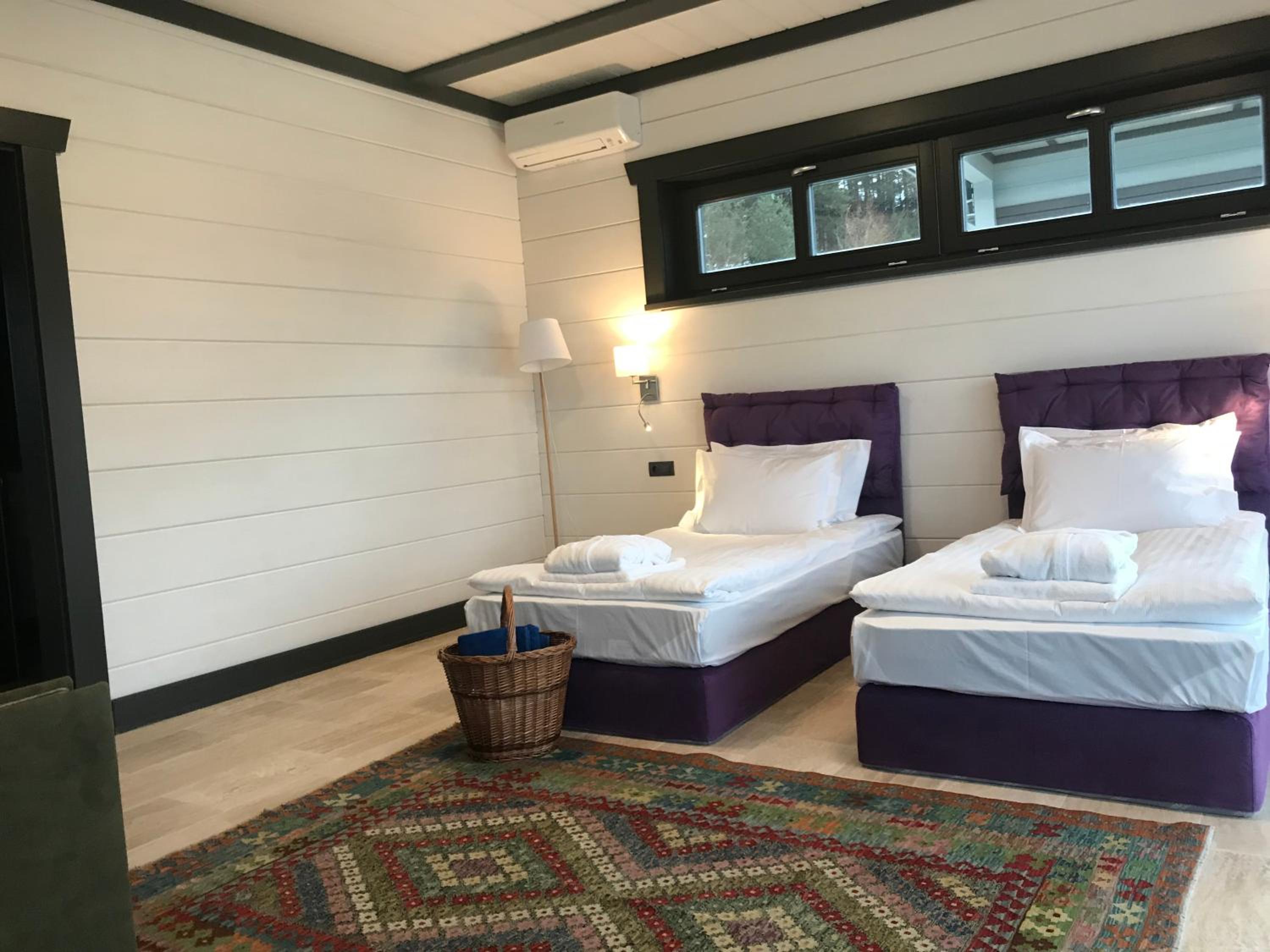 Three-Bedroom Villa - Photo 2