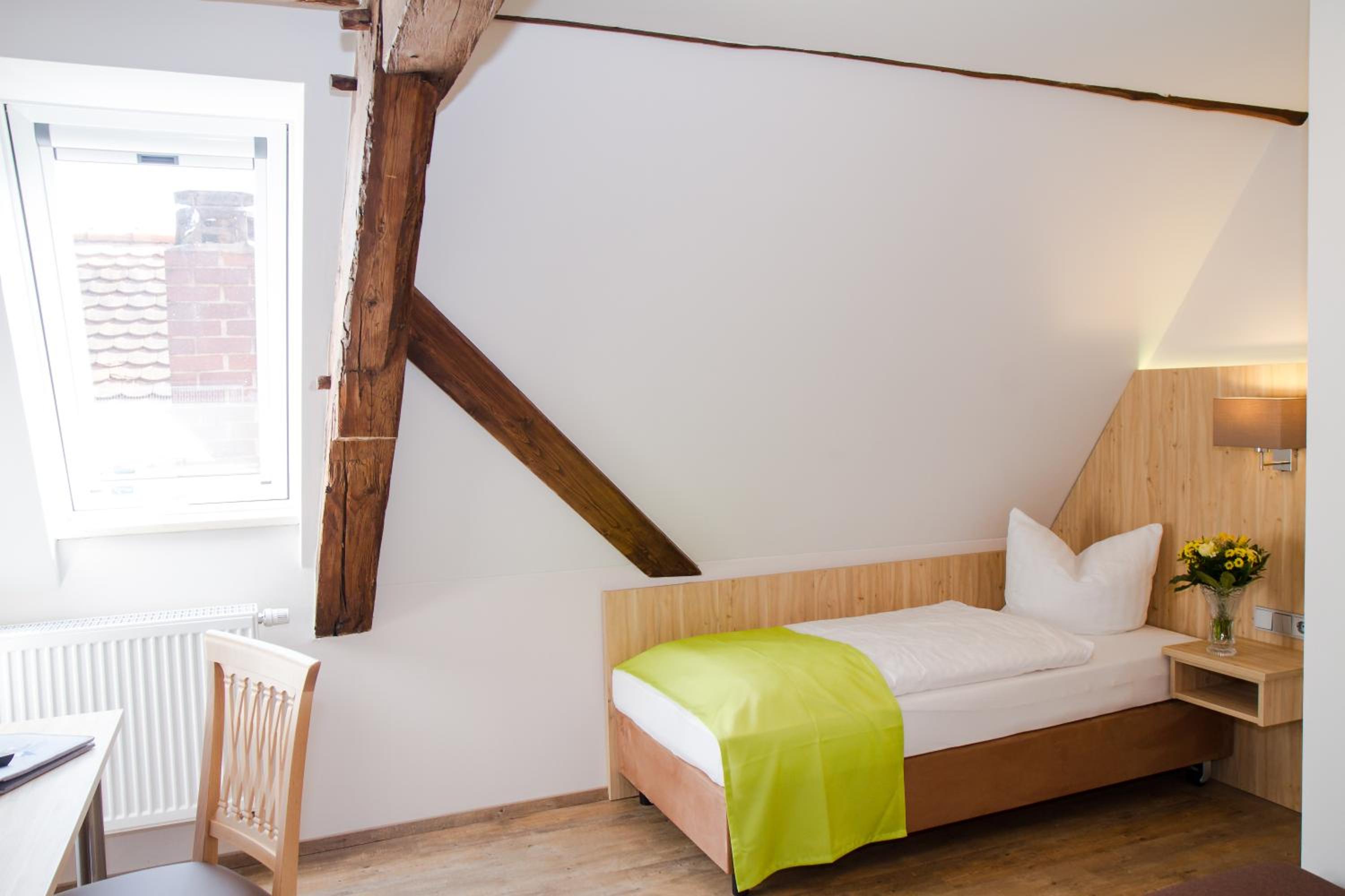 Single Room photo 3
