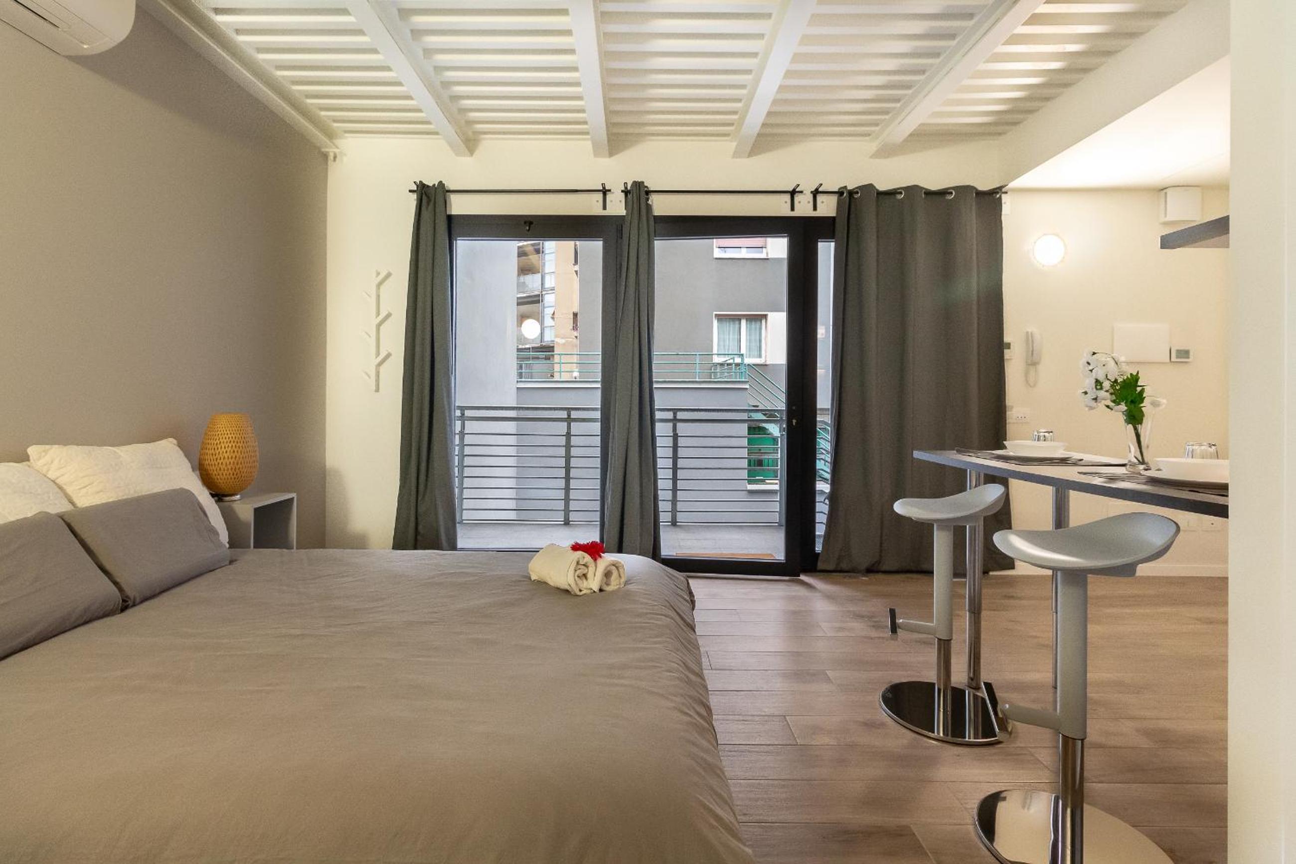 Studio Apartment
