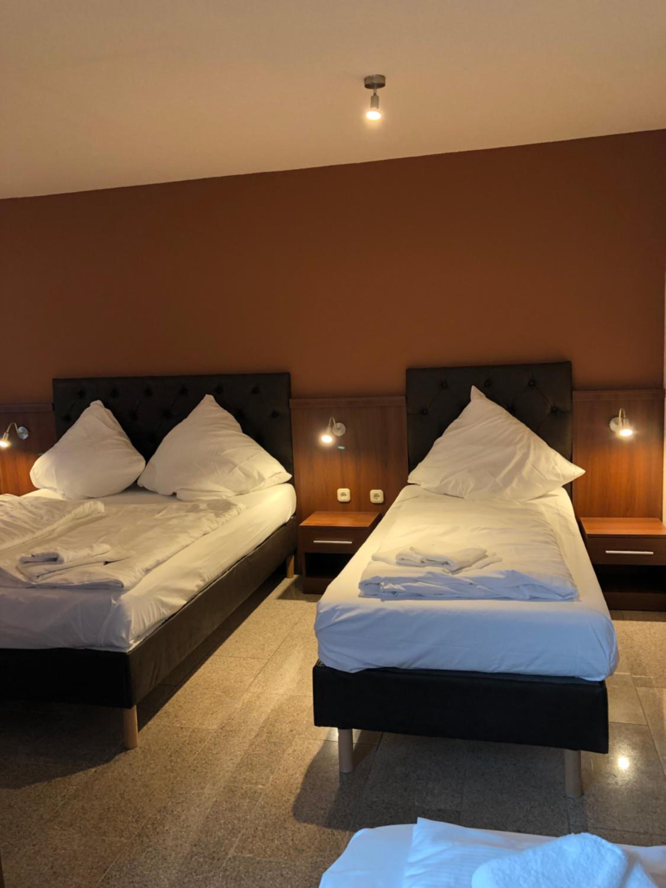 Two-Bedroom Apartment - Photo 3