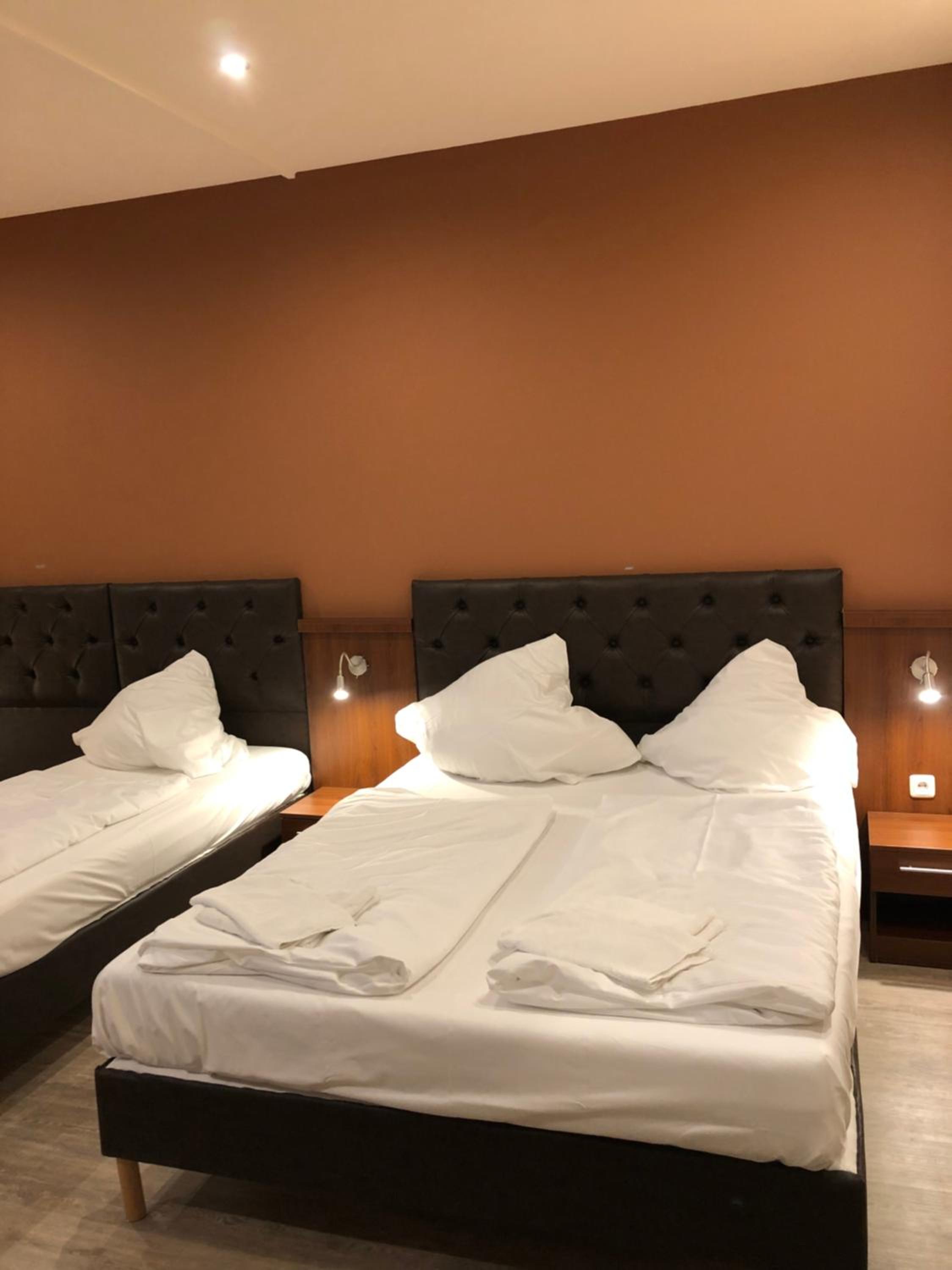 Standard Triple Room - Photo 4