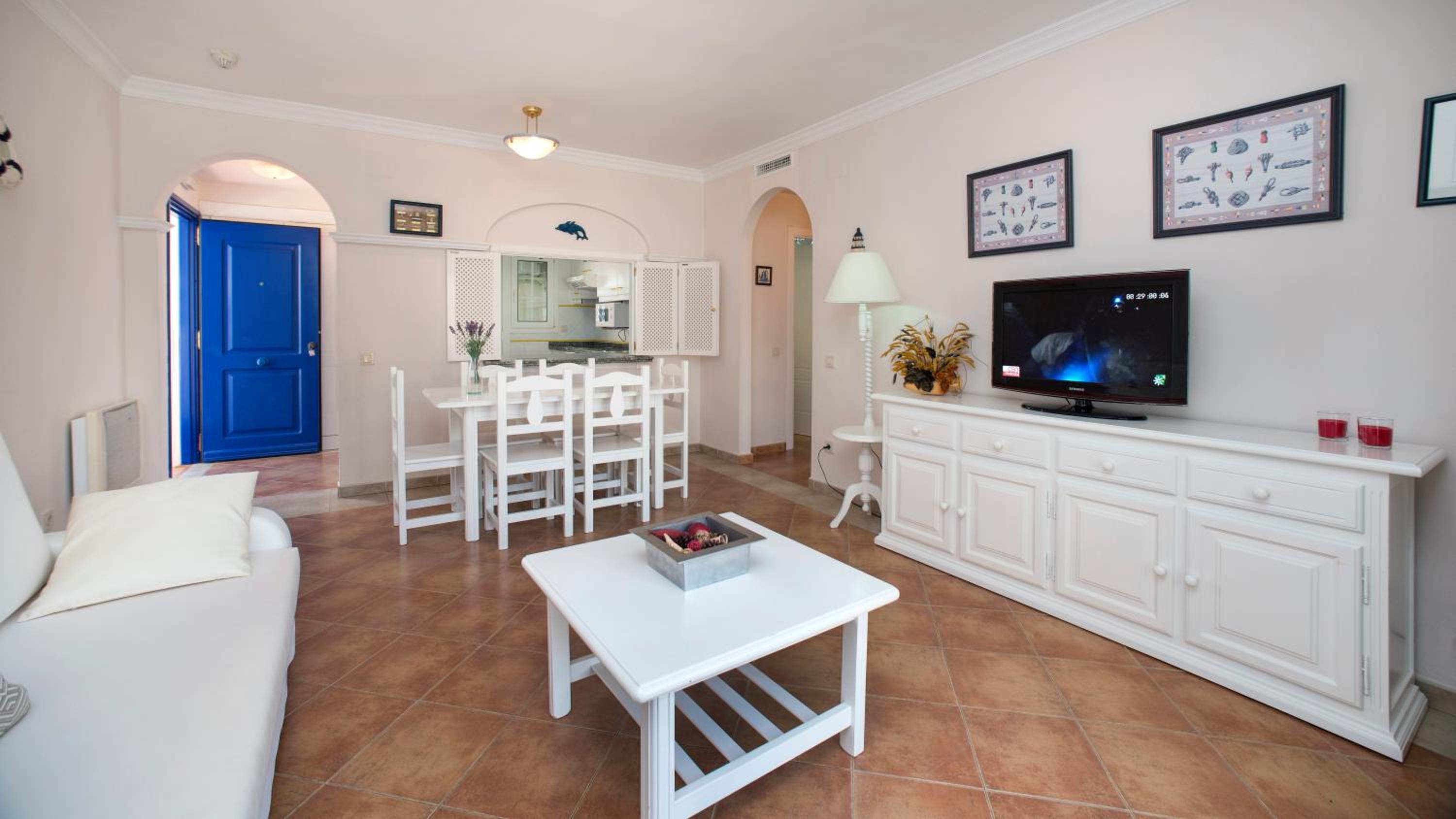 Two-Bedroom Apartment (4 Adults + 2 Children)