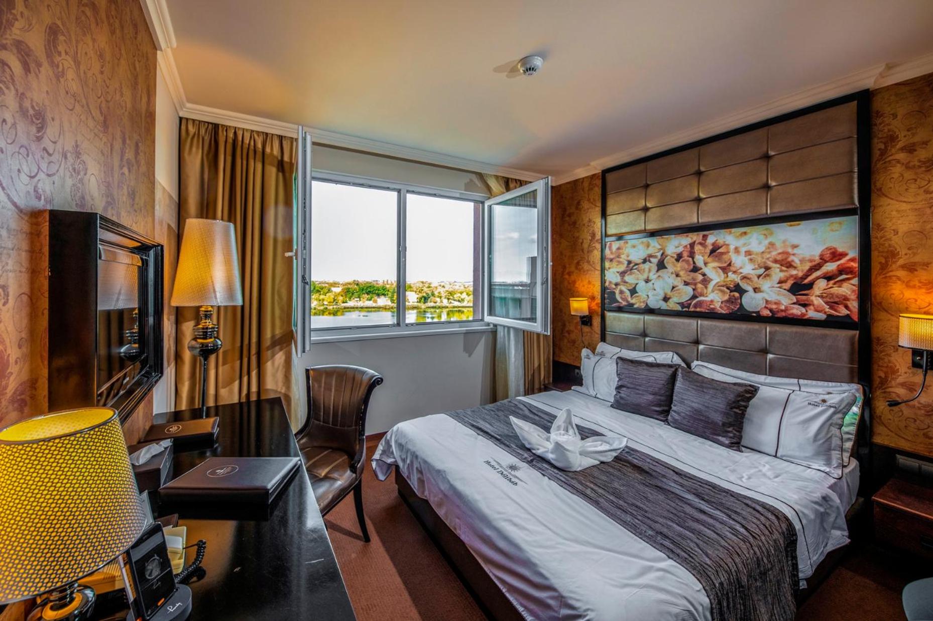 Classic Double Room - Photo 1