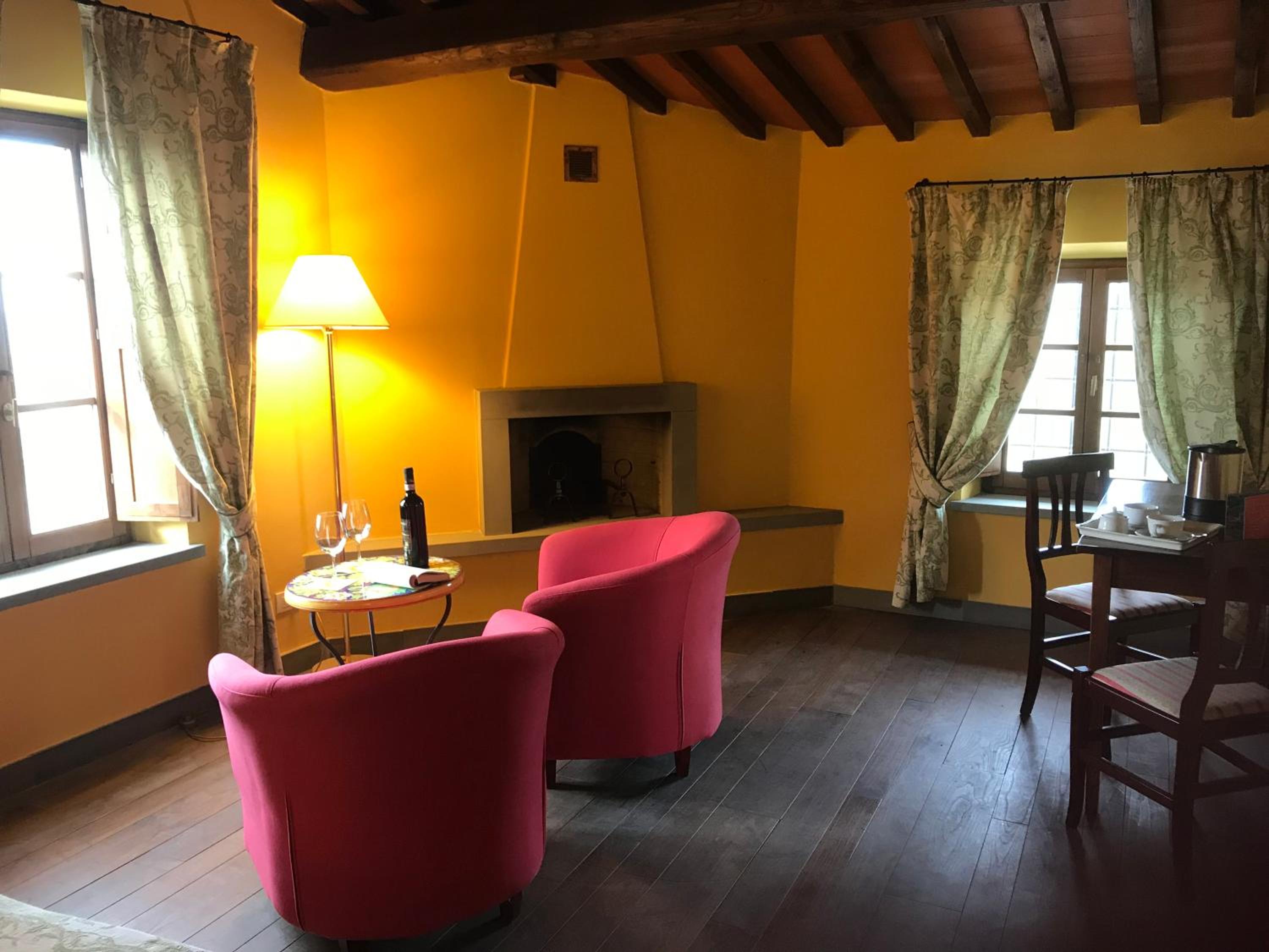 Queen Room with Garden View photo 2
