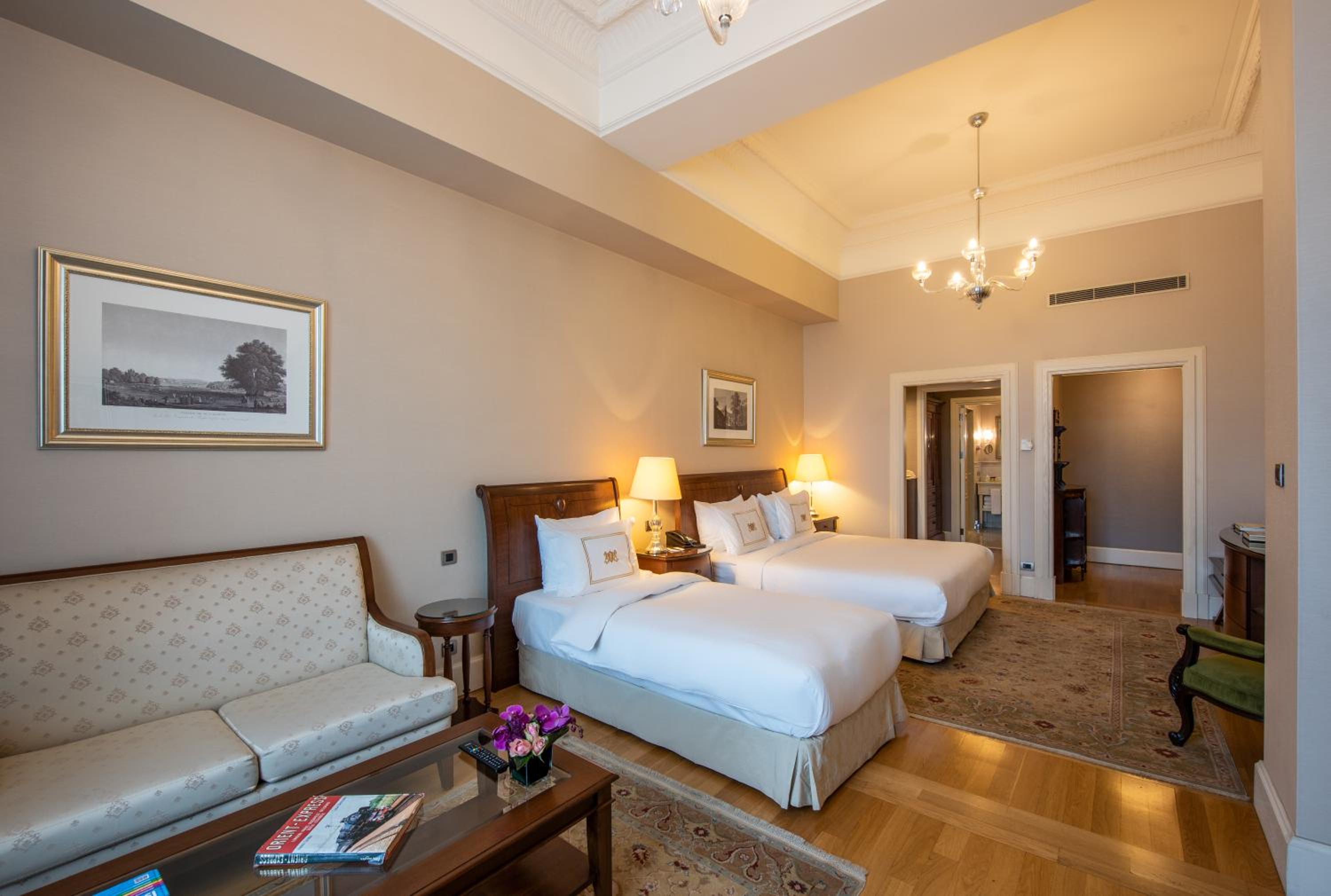 Grand Pera Triple Room photo 2