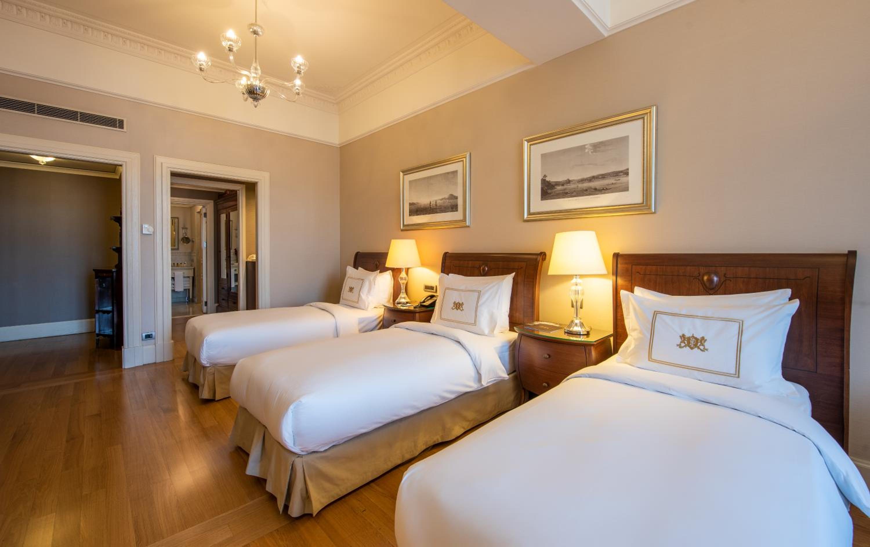 Grand Pera Studio Triple Room photo 2