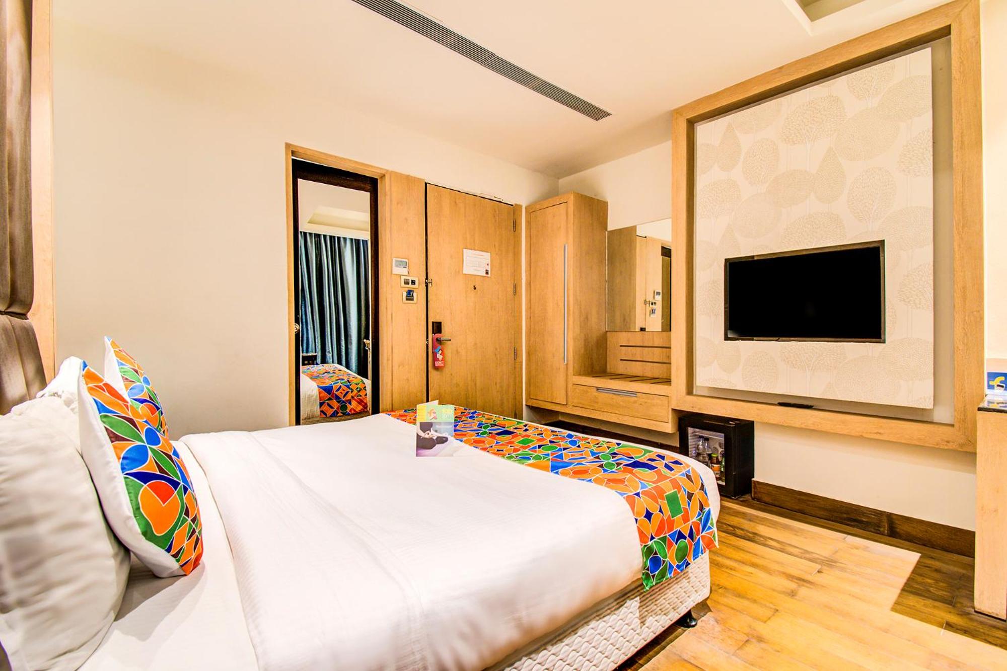 Deluxe Double Room photo 2