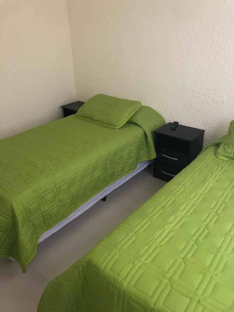 Standard Twin Room photo 2