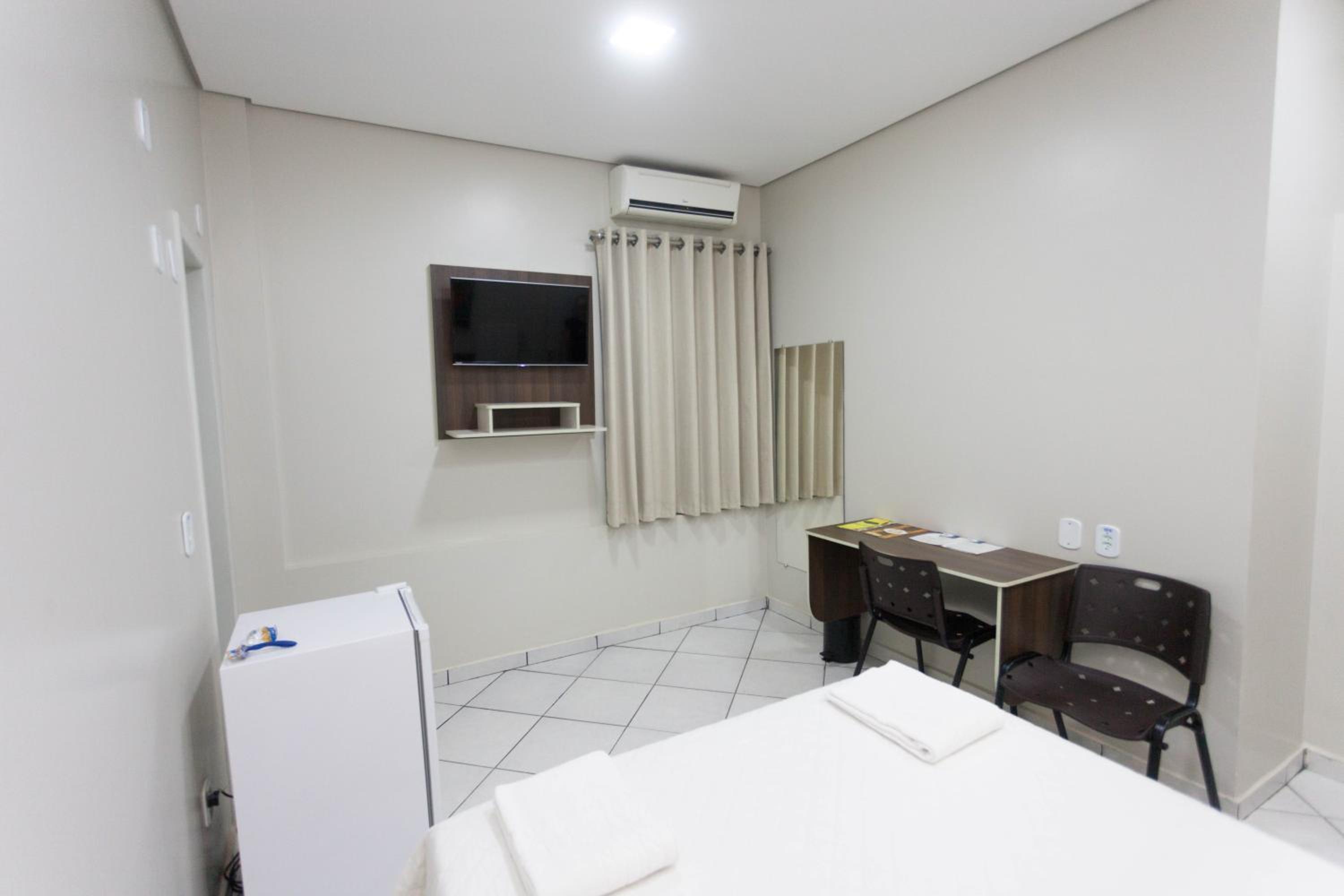 Double Room - Photo 22