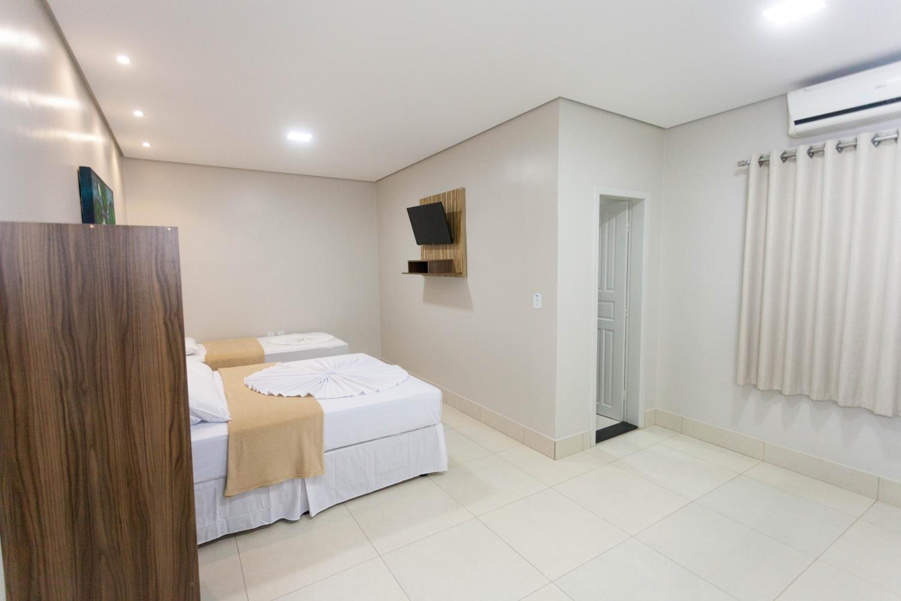 Double Room - Photo 7